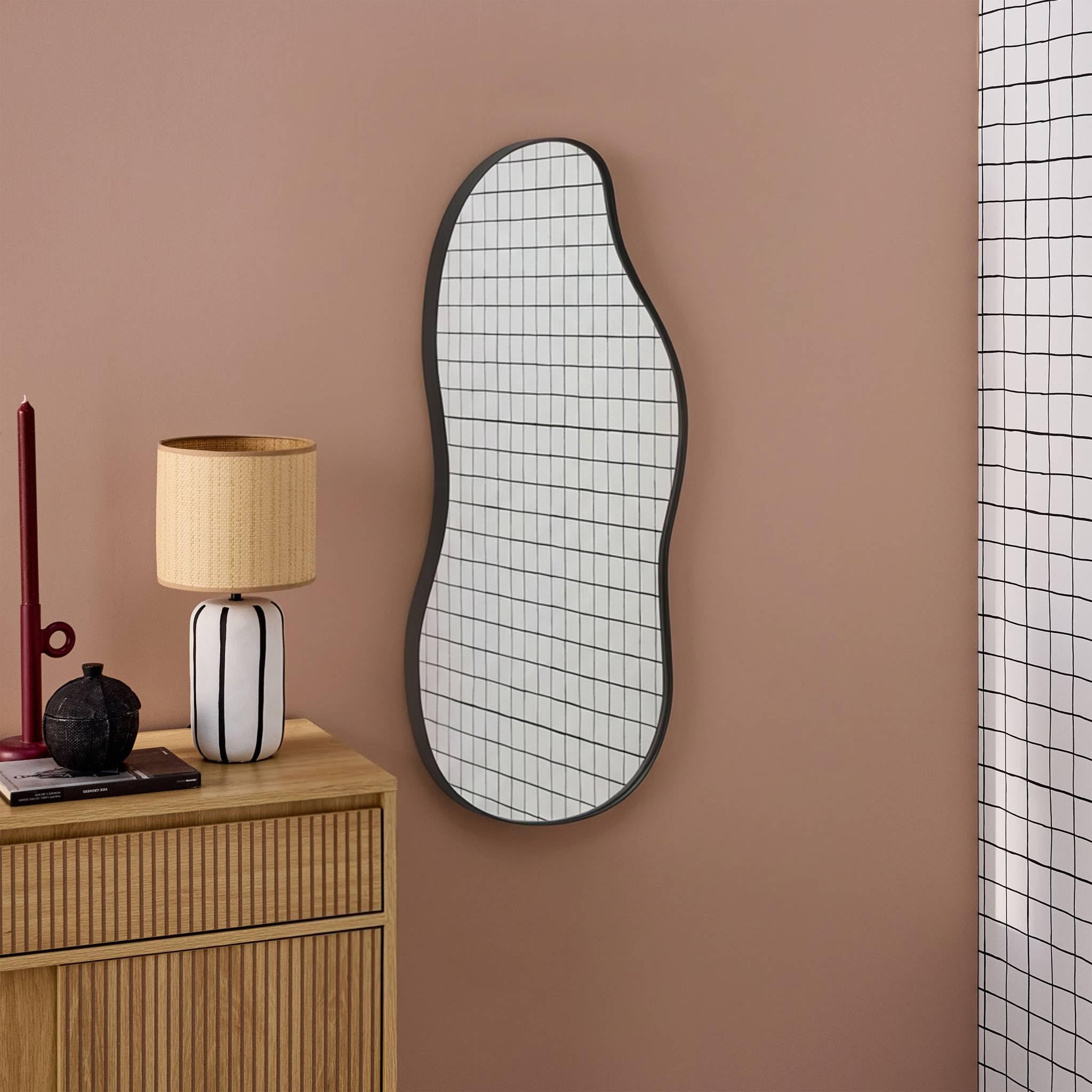 Alice's Garden sweeek - Miroir Organique en métal Noir Harlow