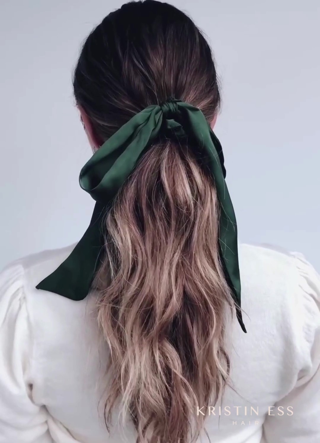 Amazon.com : Kristin Ess Hair Scrunchie Set - Emerald, Satin  display picture 1