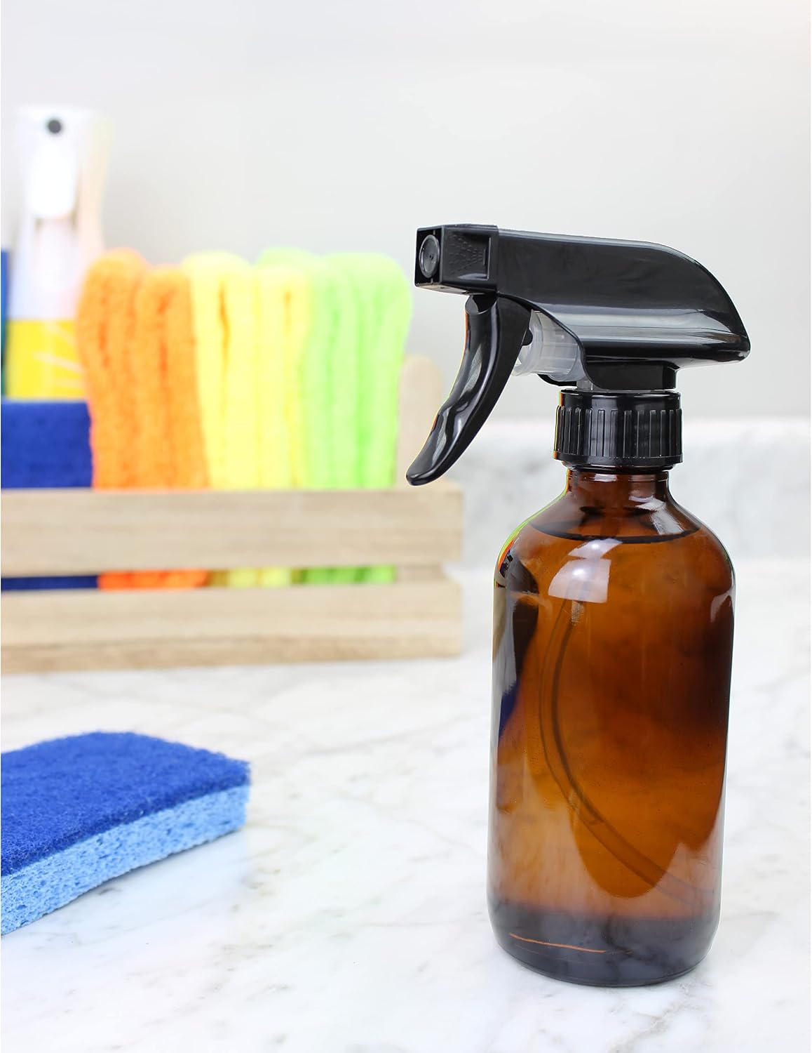 Cornucopia 16oz Amber Glass Spray Bottles w/Reusable Chalk Labels (2 Pack), Heavy Duty Mist & Stream 3-Setting Sprayer; Great for Essential Oils