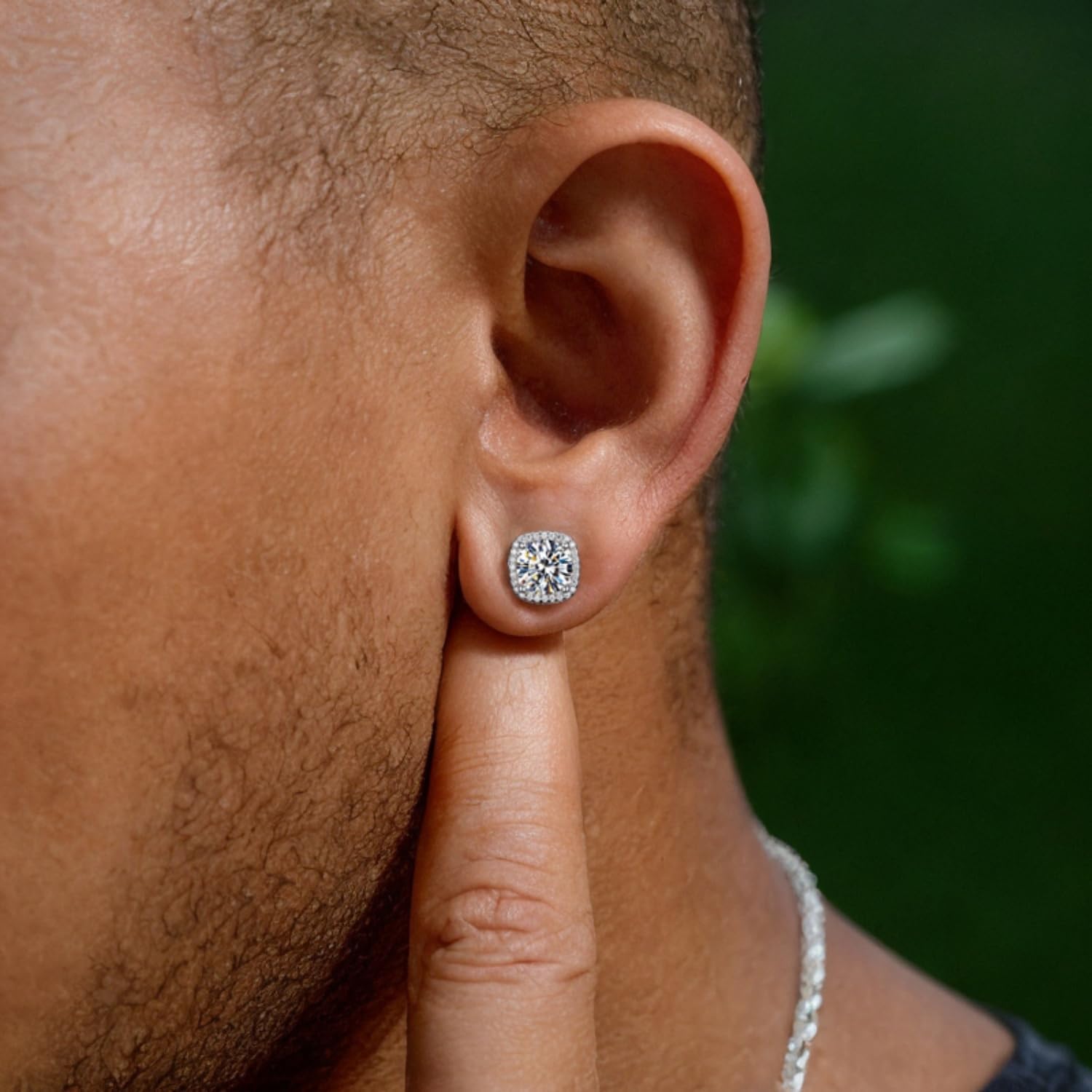 HELLOICE Moissanite Magnetic Halo Stud Earrings D Color VVS1 Clarity Square Non-Piercing Stud Earrings for Women Men