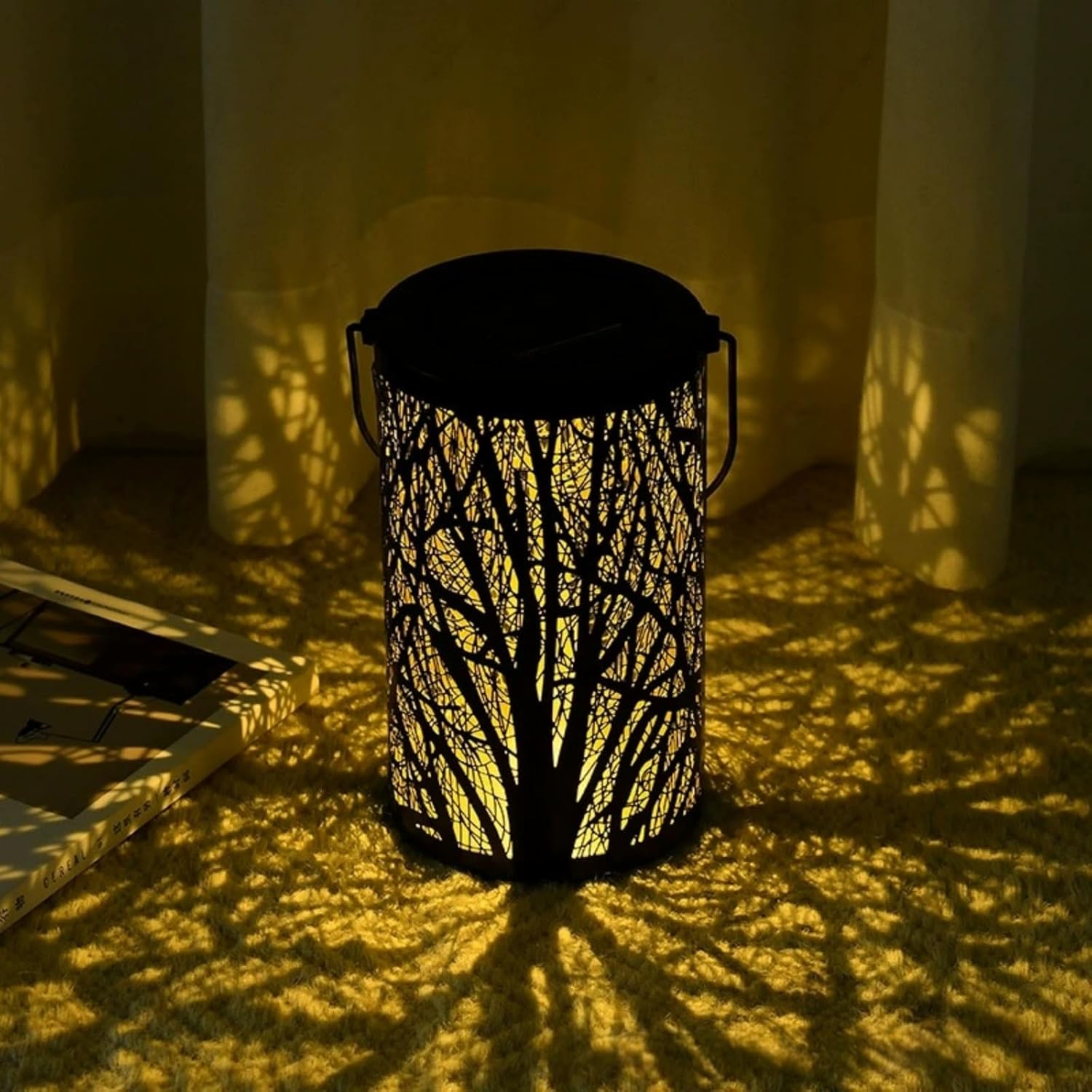 Solar LED Ironwork Latticed Lantern Tree Branch Projection Light for Outdoor Grass Courtyard Landscape Decorative Lighting (Bronze)