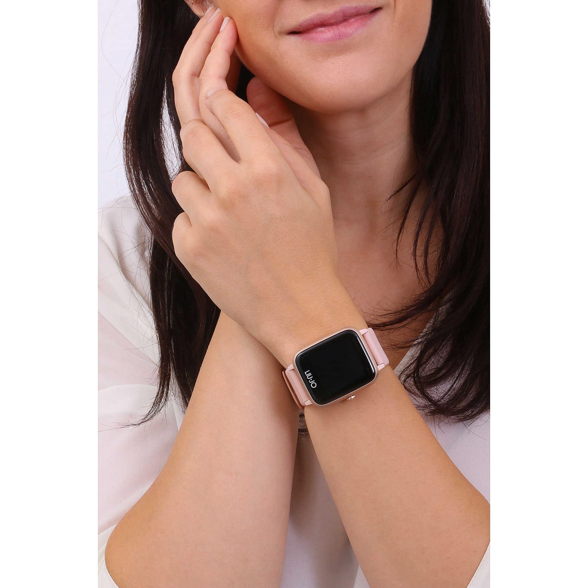 LiuJo Go Montre Femme en ABS Silicone Rose Étanche IP68 Taille du boîtier 35 mm x 41,5 mm SWLJ047