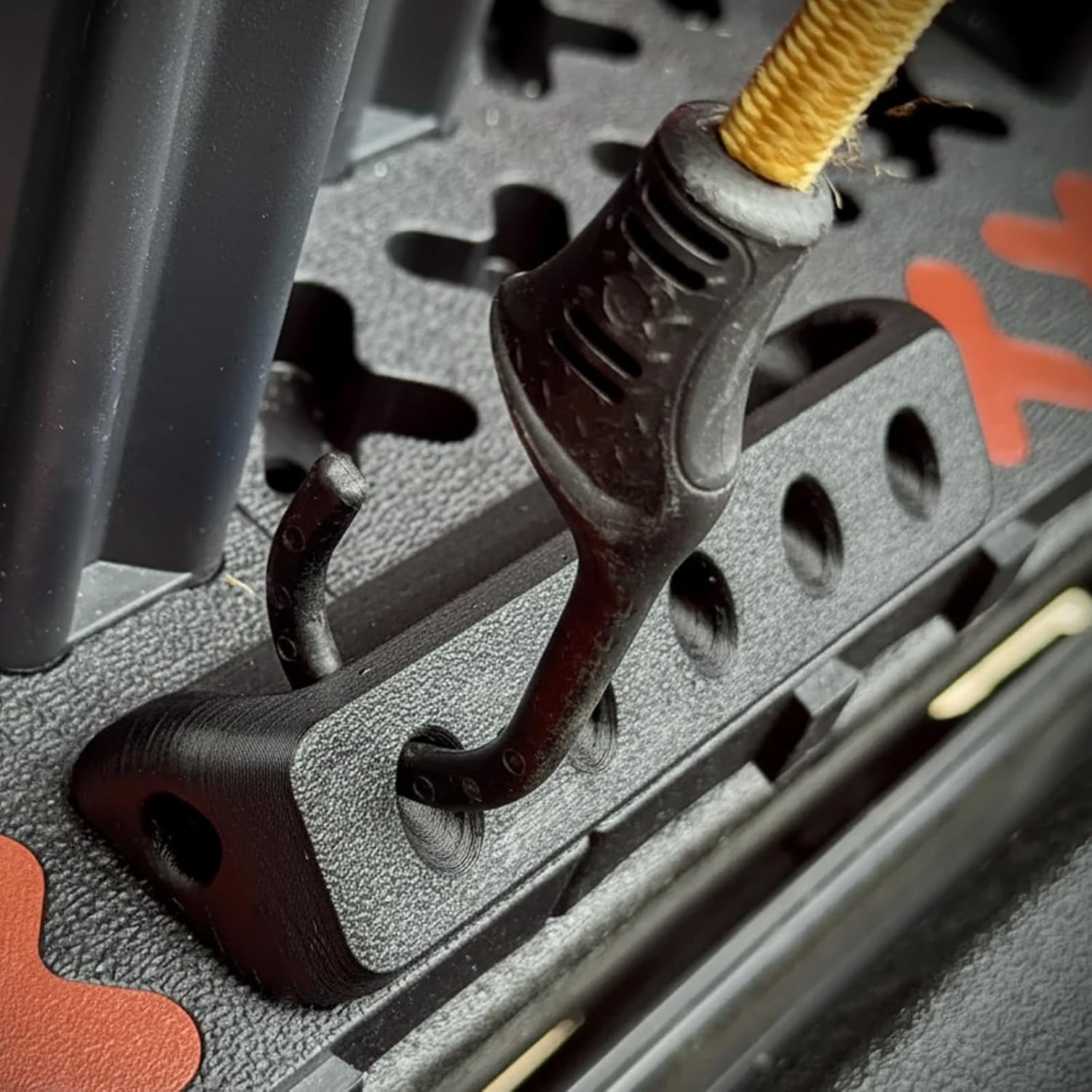 Pull Handle Compatible with Tmat Truck Bed Cargo System, Flush Mount Pop Up Handle, Low Profile Recessed Pull Handle for Truck Bed, Tonneau Cover, Trailer, Toolbox Door (Black, 4 PCS)