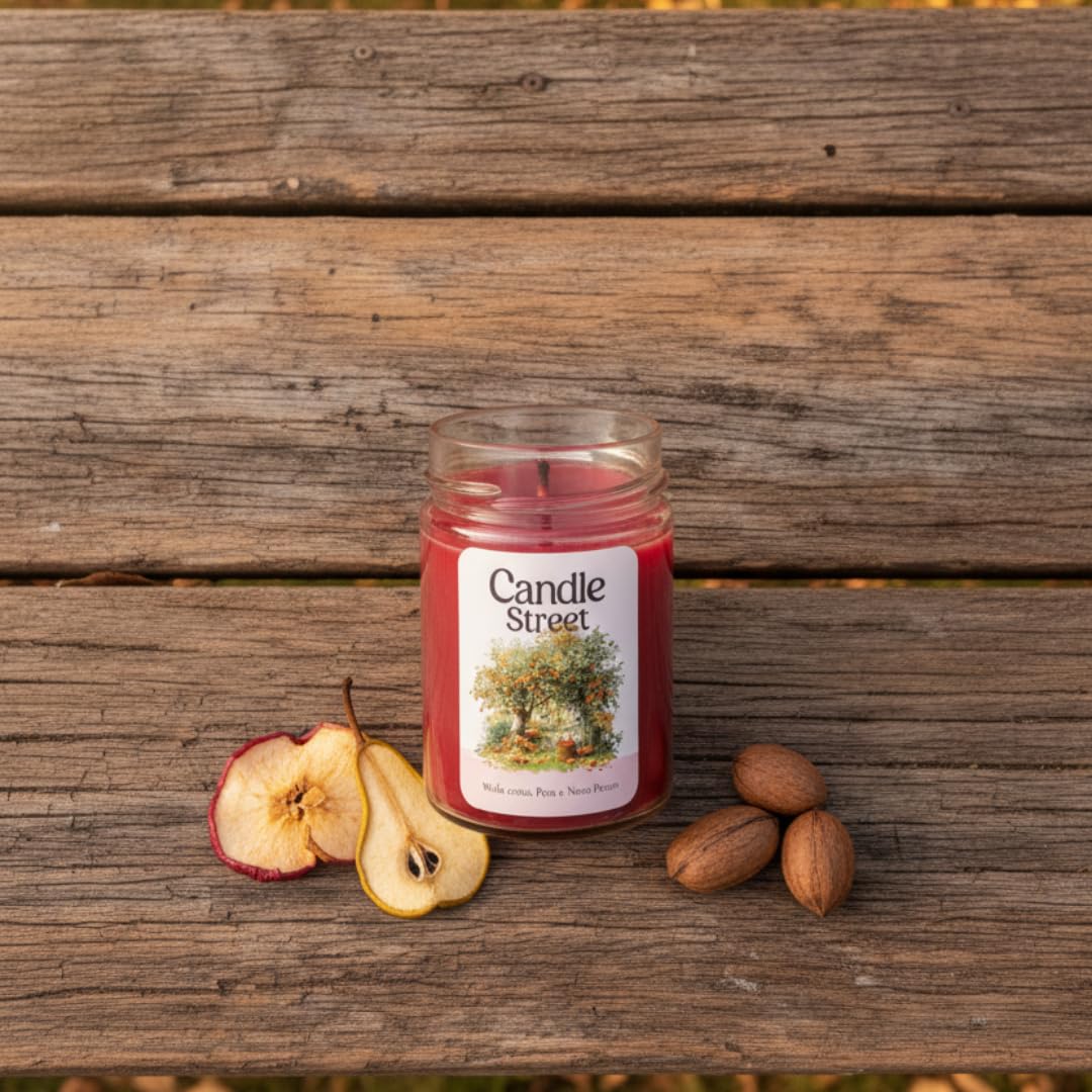 Candle Street | Herbstfrucht - Herbst Postcards | Duftende Herbstkerze | Gekochter Apfel, Birne und Pekannuss | Lange Brenndauer | Natürliches Sojawachs | Handgefertigt in Italien (Mega)