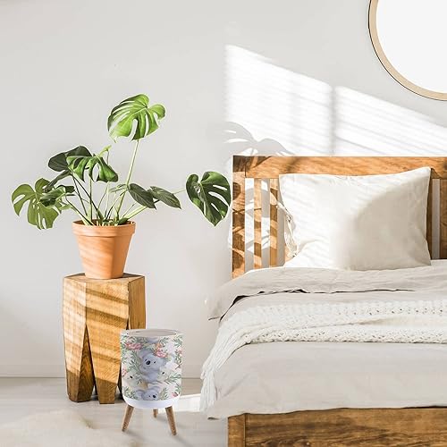 Miniatura 4 de QOR88NJOG Bote de basura con tapa, lindos koalas mamá y bebés en árbol de goma sin costuras con madera a mano, cubo de basura pequeño para cocina,
