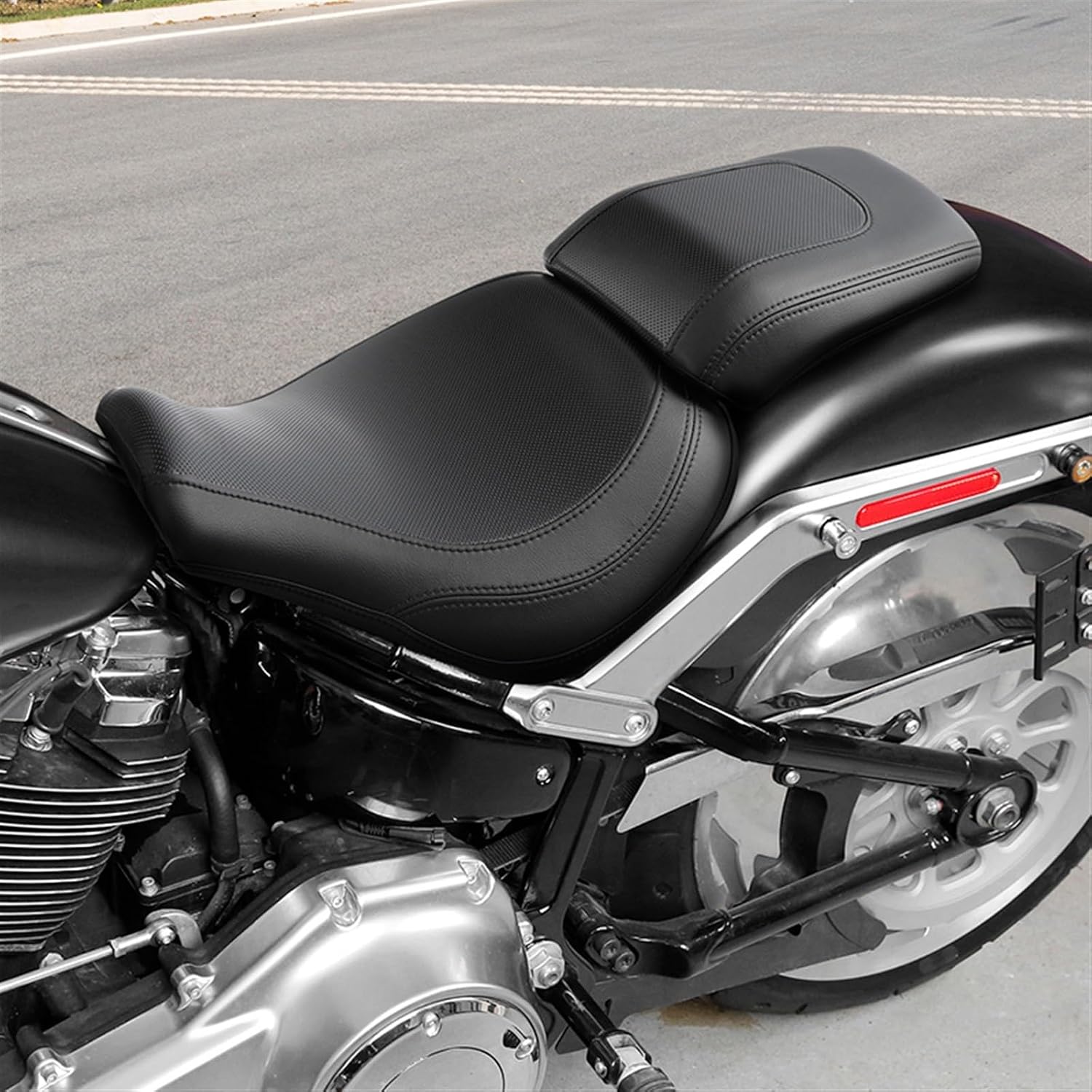並行輸入品 ハーレーファットボーイ用シートFB 114 FBFBS 2018 2022 バイクライダー 助手席