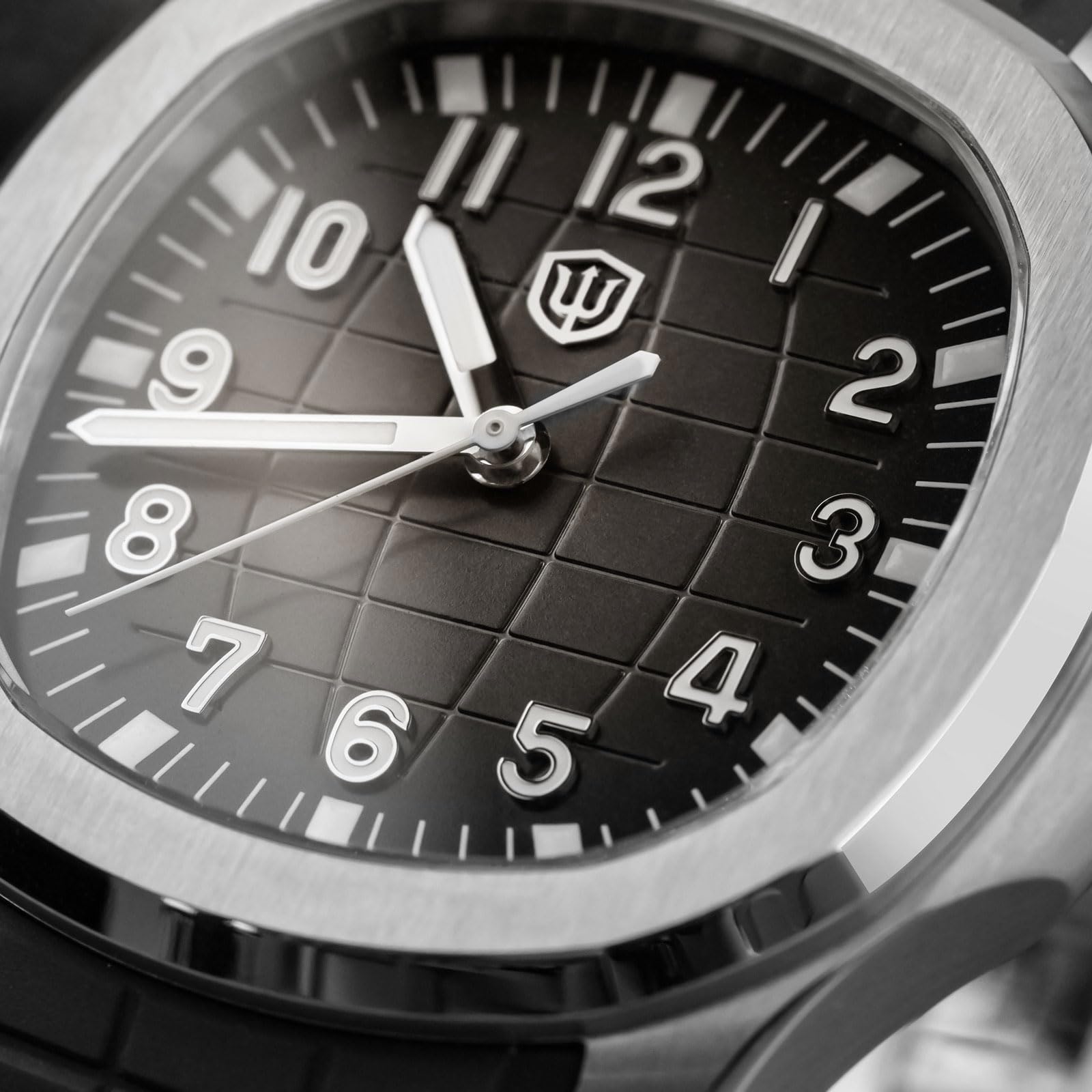 Watchdives – Montre de terrain pour homme 38 mm – WD008 VH31 – Quartz à balayage lisse, cristal saphir, lumineuse, résistante à l'eau jusqu'à 100 m, montre décontractée pour tous les jours