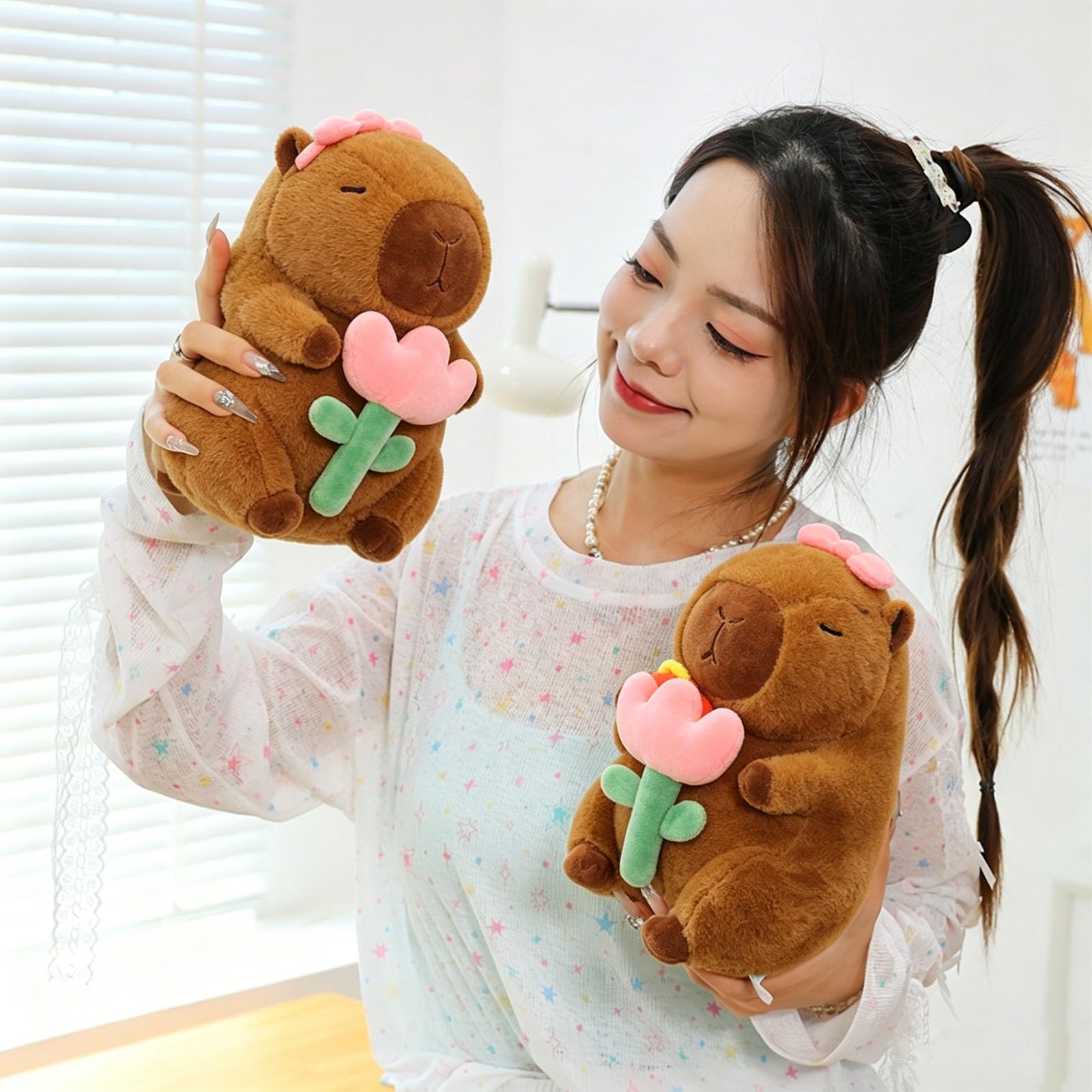 Capybara Plüschtier mit Blume, weiches Wasserschwein Kuscheltier, kreatives Stofftier zum Kuscheln, Kinder & Erwachsene (90cm)