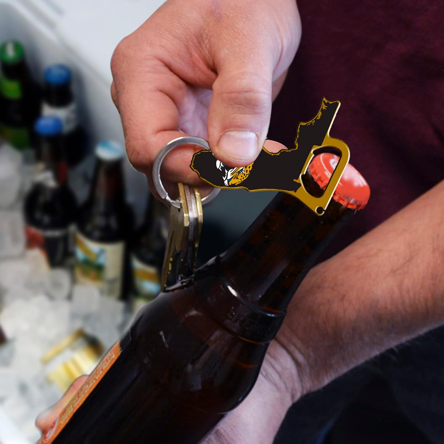 FANMATS NFL unisex-adult Keychain Bottle Opener
