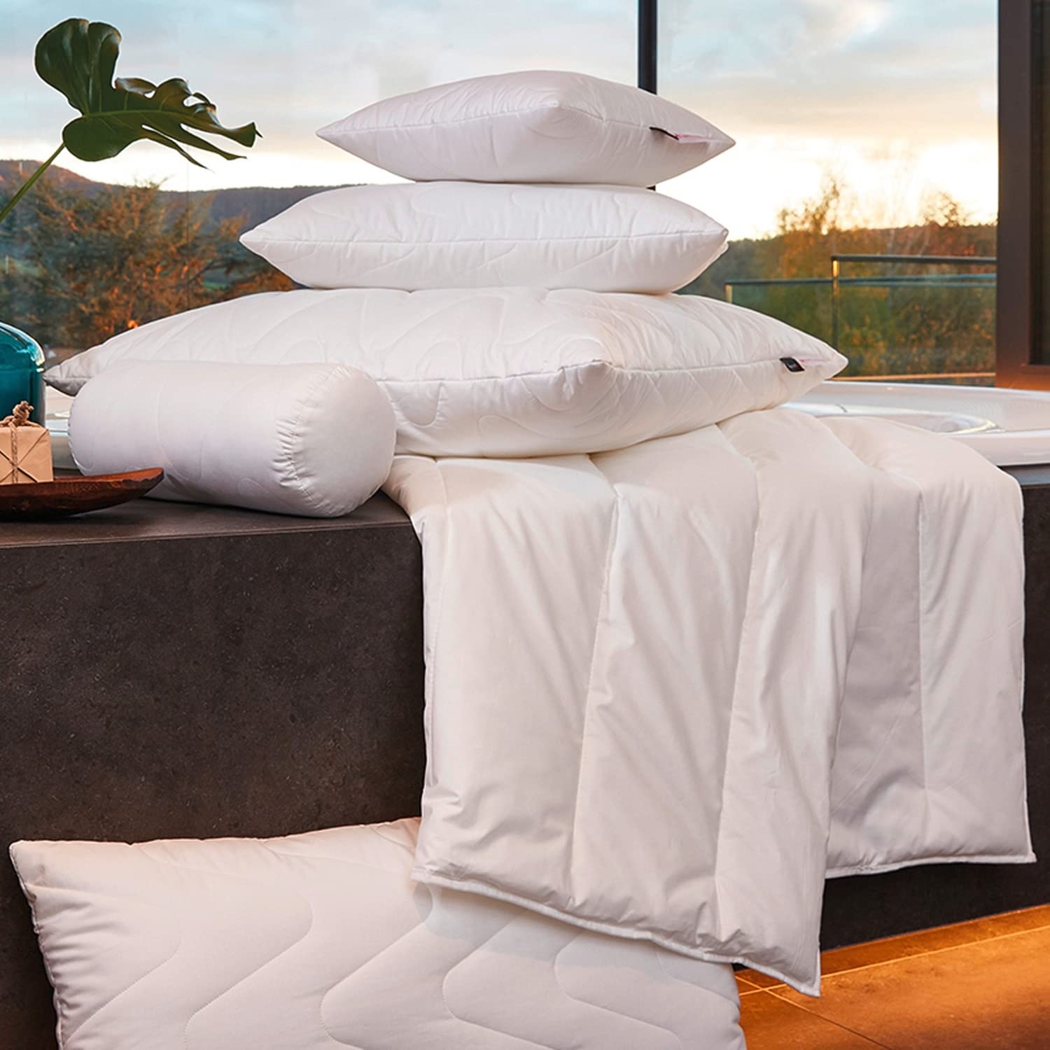 Centa-Star extra 2391.00 Aqua Aktiv Kissen mit gesteppter Hülle 80 x 80 cm
