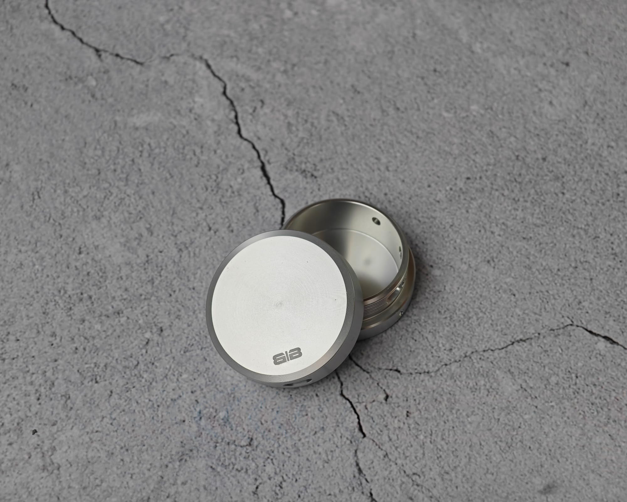 Doseur et boîte en aluminium de qualité supérieure anti-fuite avec taille de dosage réglable, distributeur (argenté)