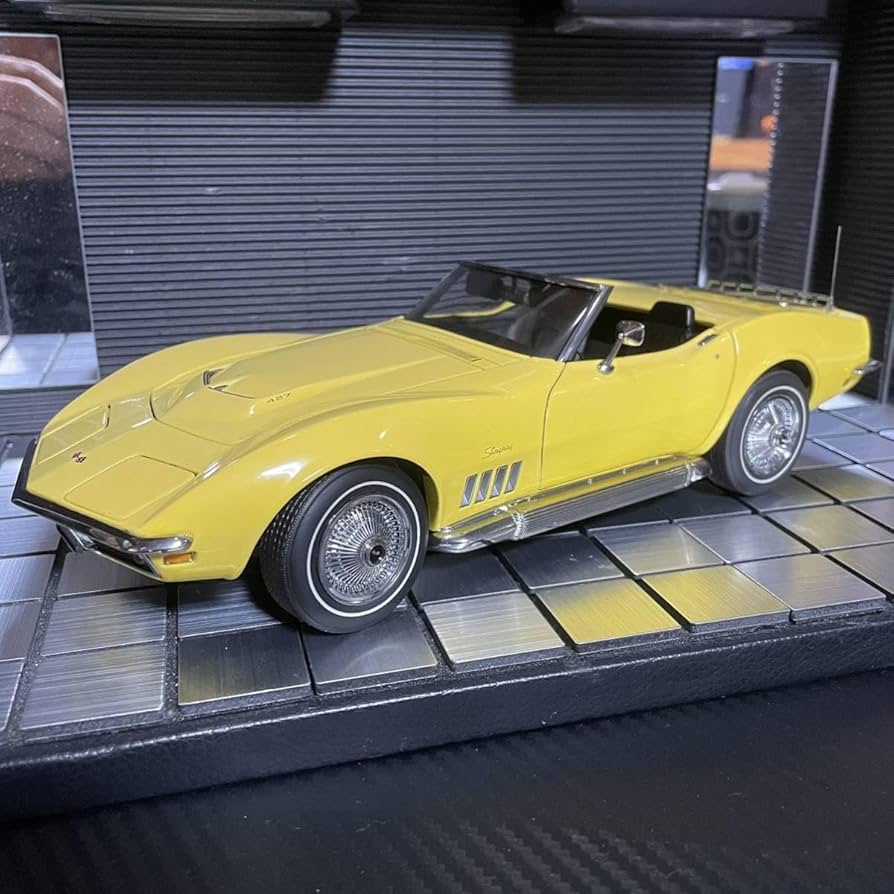 車　ダイキャストミニカー　1/18　ＡＵＴＯ・ＡＲＴ　コルベット１９５３ AUTOart 1953 Chevrolet First Corvette 1:18 Model Diecast