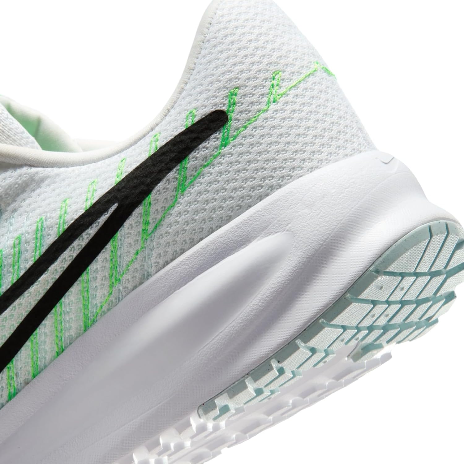 Nike Men's Run Defy Road Running Shoes - Image 7