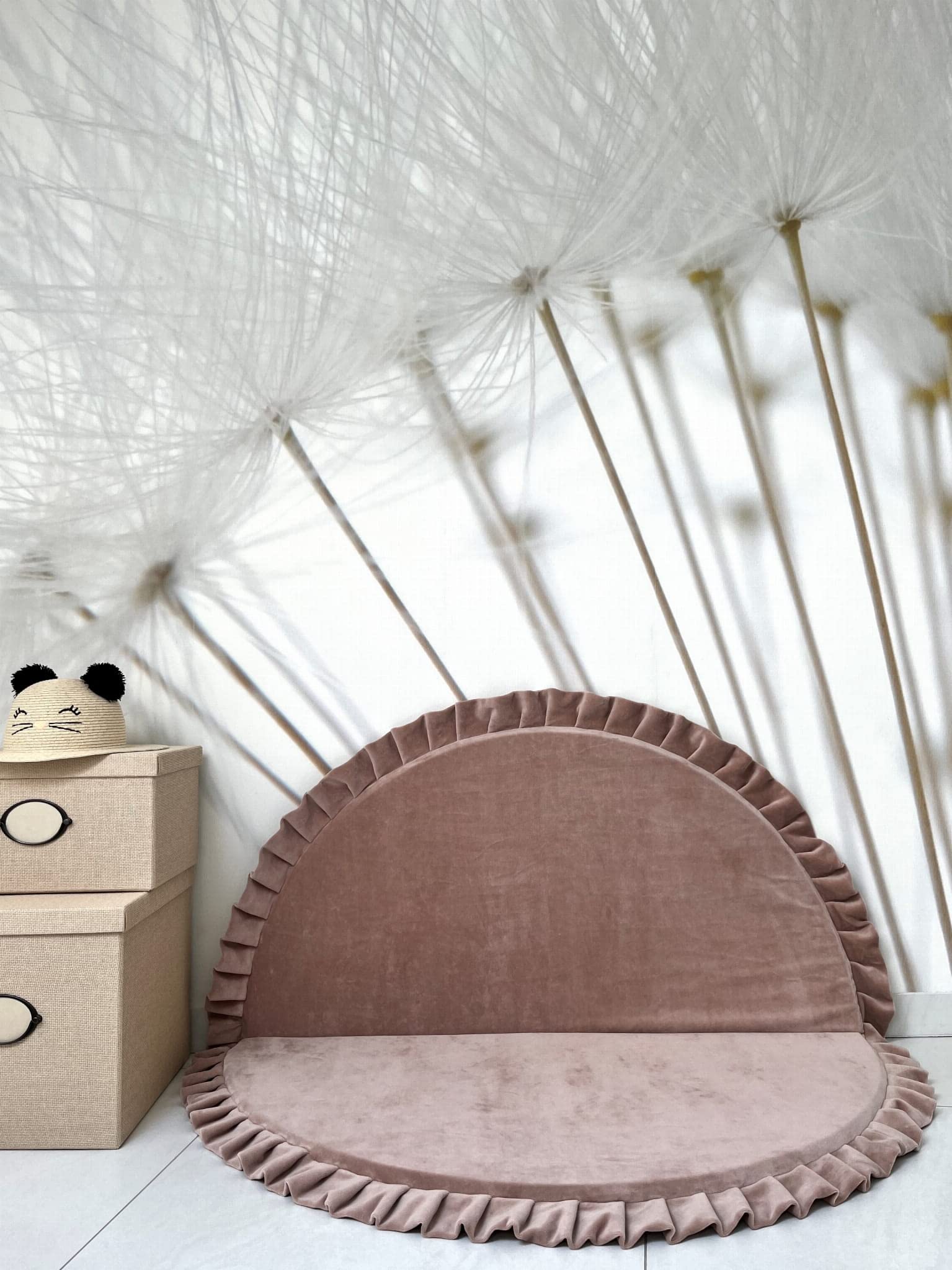 Beige Runde XXL Spielmatte aus Weicher Samt für Kinder und die ganze Familie mit abnehmbarem Bezug 125x125 cm Babyspielmatte Kuschelmatte rutschfest Waschbar Kinderzimmer