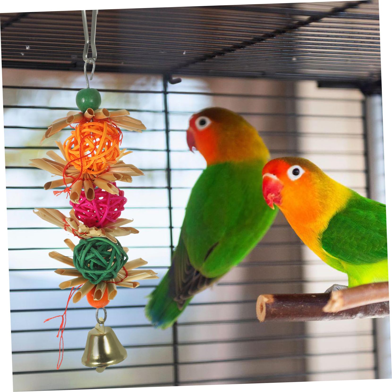 UKCOCO Jouet à Mordre pour Perroquet en Rotin Naturel, Balle Suspendue pour Perroquets et Perruches, Lot de 2 Pièces, pour Jouer et Mâcher Couleur Aléatoire