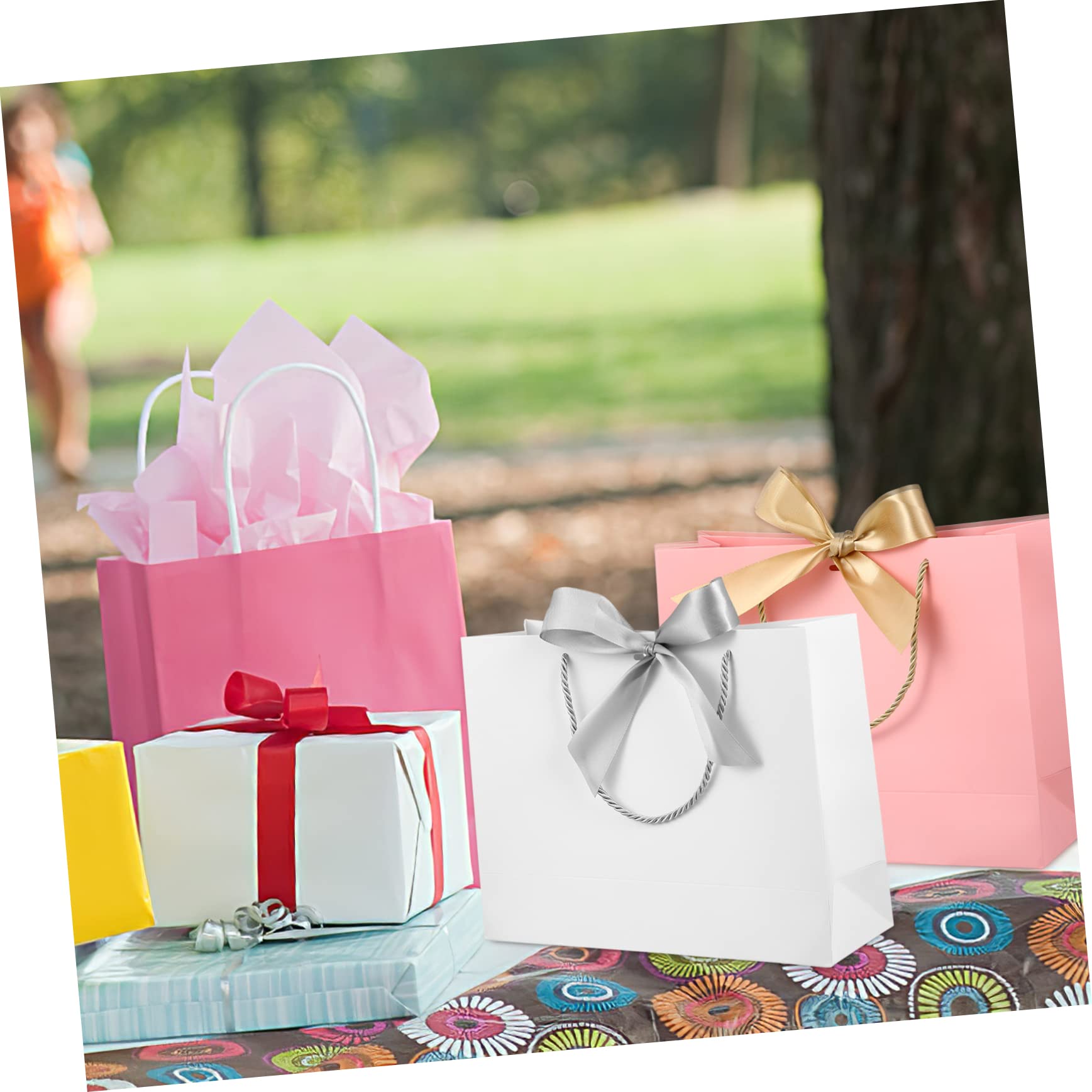 NIYANGLE 10stücke Papier Geschenktüten mit Henkeln und Schleifen für Hochzeiten Partys Geburtstage Feiertage und Feste Geschenkverpackungstüten