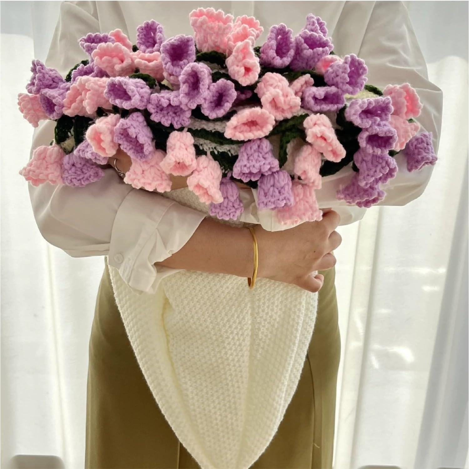 Couverture bouquet au crochet fait main : idée cadeau fête des mères et saint valentin