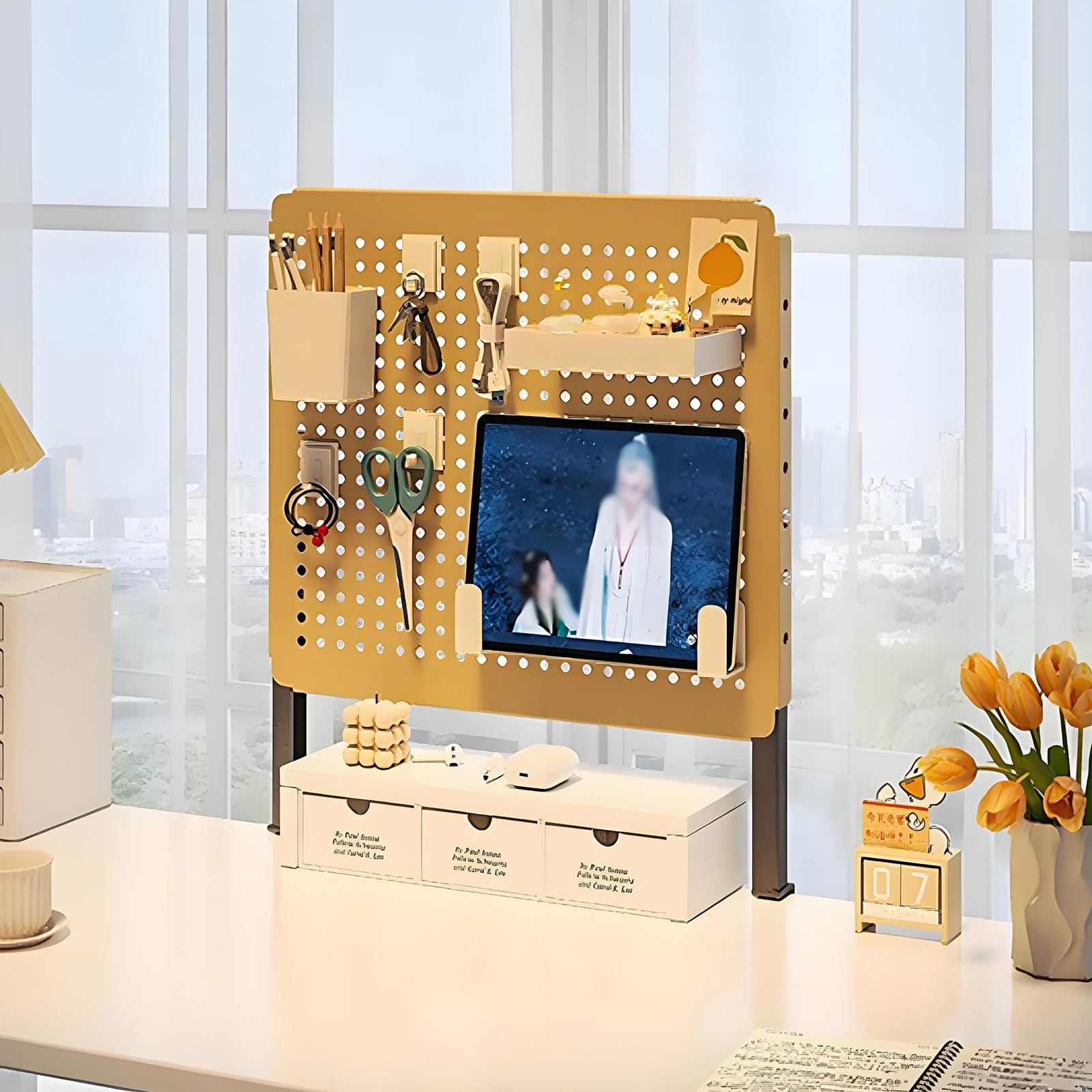 Tableau de bureau perforé sans percer pour ranger et afficher