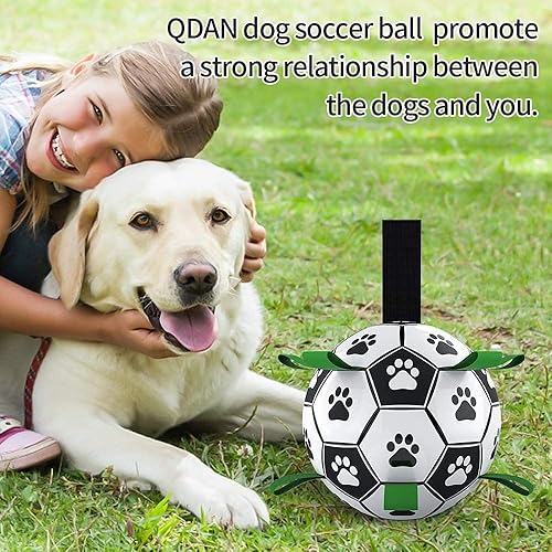 Miniatura 5 de QDAN Pelotas de fútbol para perros con cascabel en el interior, juguetes interactivos de forcejeo para exteriores, juguete acuático, cuerdas