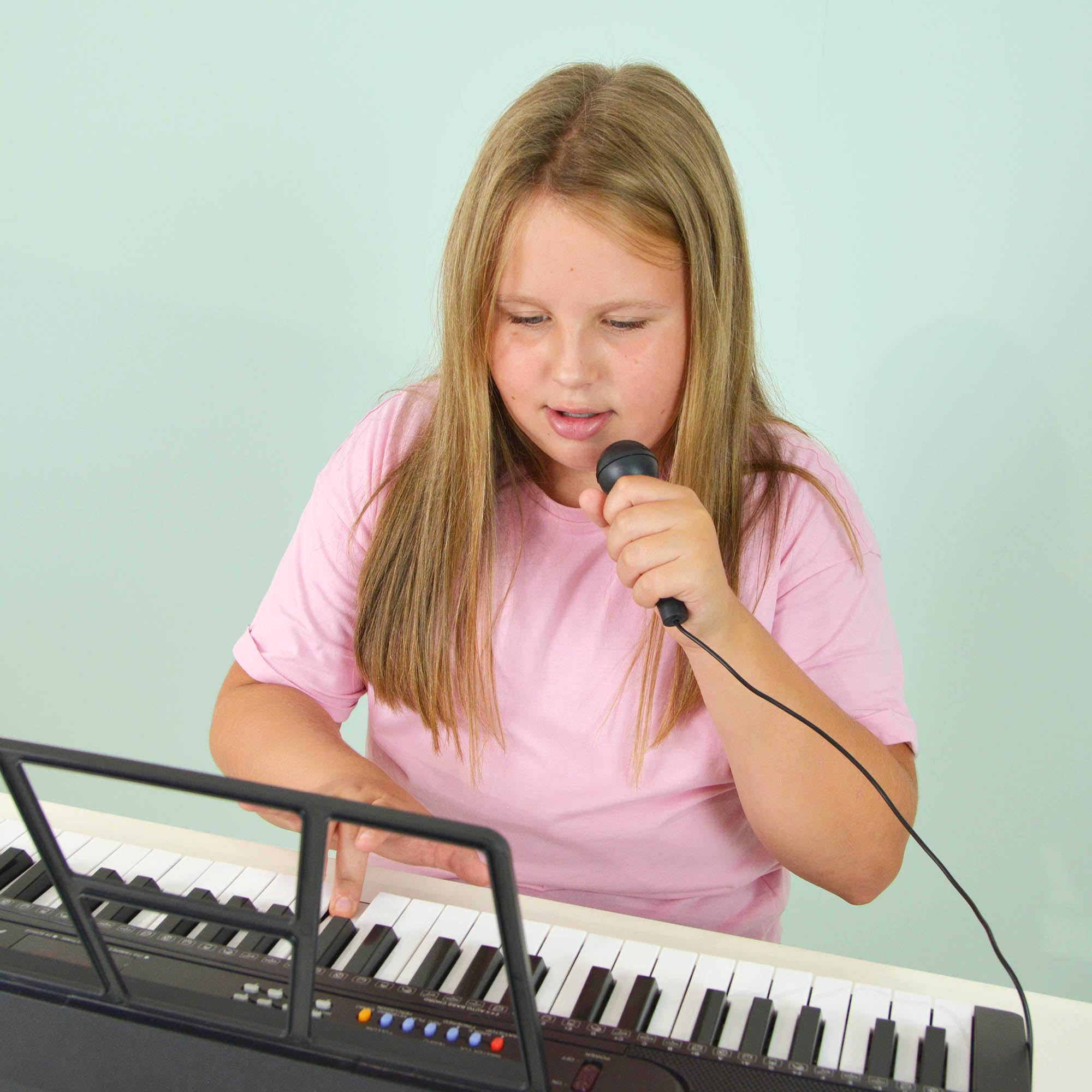 Axus AXP15 Clavier portable 54 touches, synthétiseur à mini touches avec porte-partitions, alimentation secteur et microphone