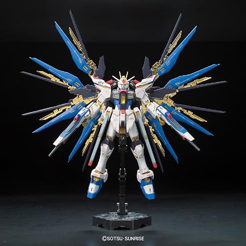 Miniatura 6 de Figura de acción Strike Freedom de modelo N.14 RG de Bandai Hobby (escala 1 144)