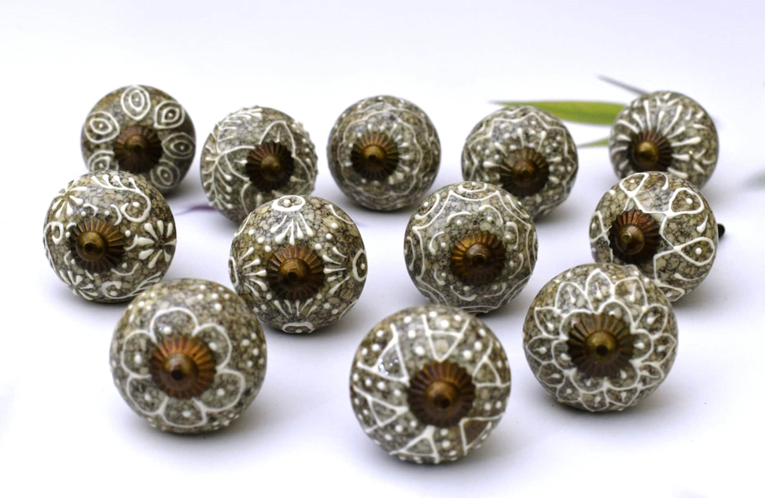 ARTISNO 12Pcs Grey and White Hand Painted Ceramic Knobs for Cupboard Door Drawer Furniture Handles for Kitchen Bathroom Cabinet Dresser Handmade Pottery Decorative Knobs