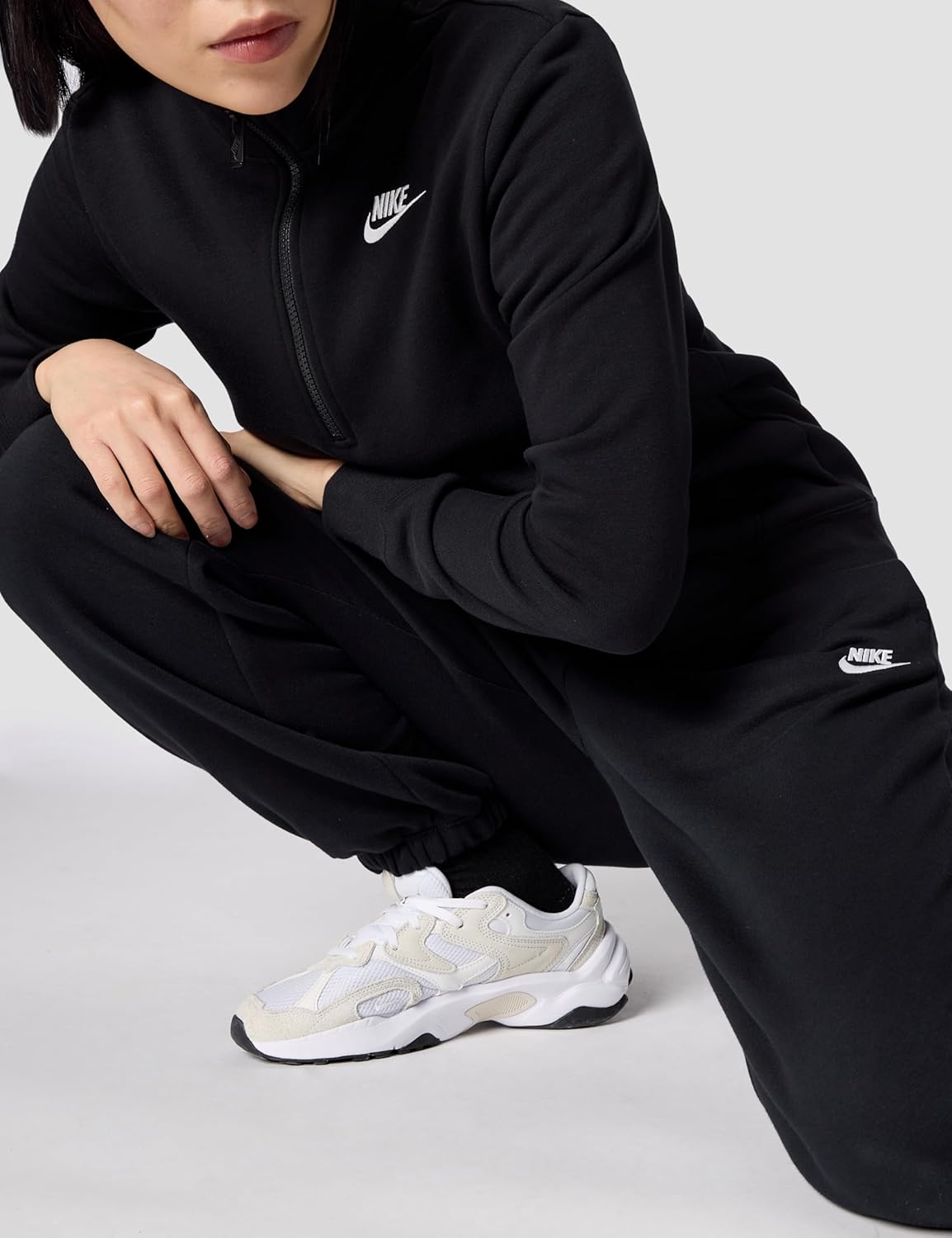 Nike Women's Sportswear Club Fleece Mid-Rise Oversized Sweatpants - Image 6