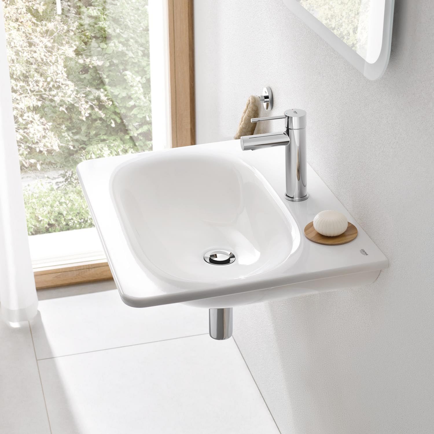 GROHE Essence Rubinetto Miscelatore Monocomando per Lavabo con Piletta Click Clack, Ecojoy, Bocca Fissa, Cromo 34294001