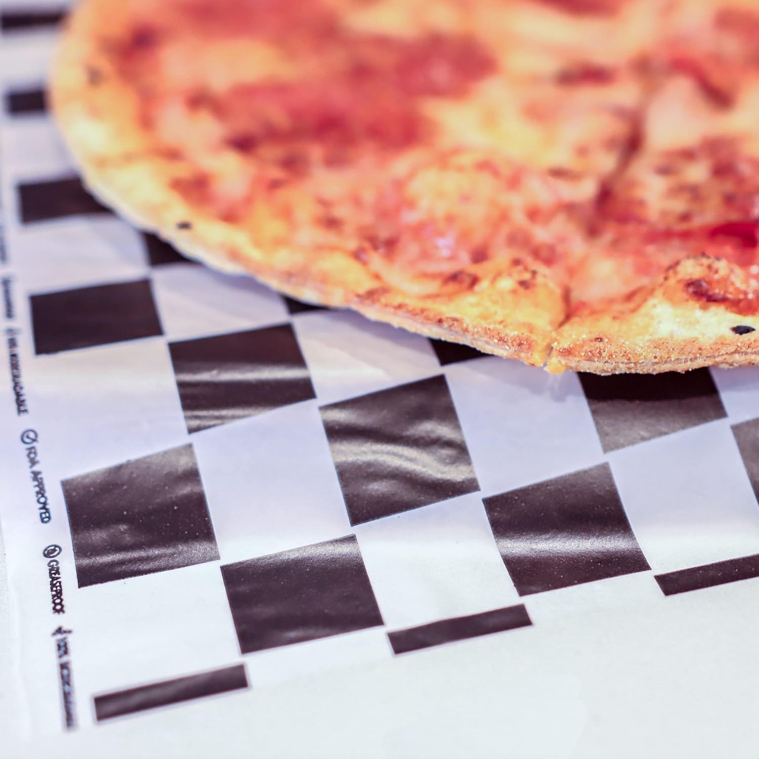 Technopaper Premium Deli Paper 12"x12" - 1,000 Pack - Water & Grease Resistant - Biodegradable, 100% Recyclable and No Wax Coating, Tray Liner (White/Black, Checkered)