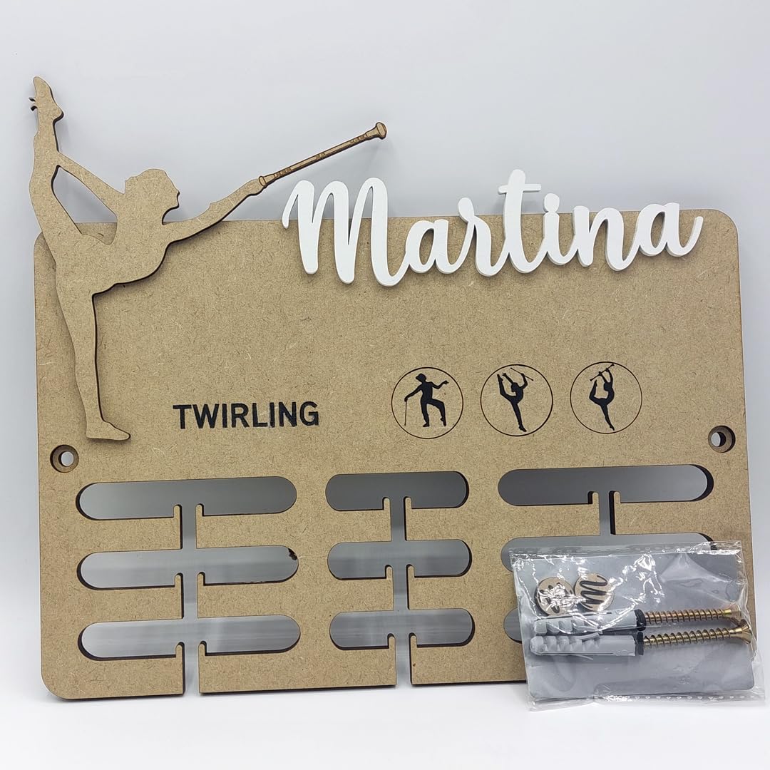 Medallero Twirling de Madera, Personalizado con Nombre y Deporte, Colgador de medallas. Soporte Organizador cuelga medallas Deportivas, Regalos para Deportistas