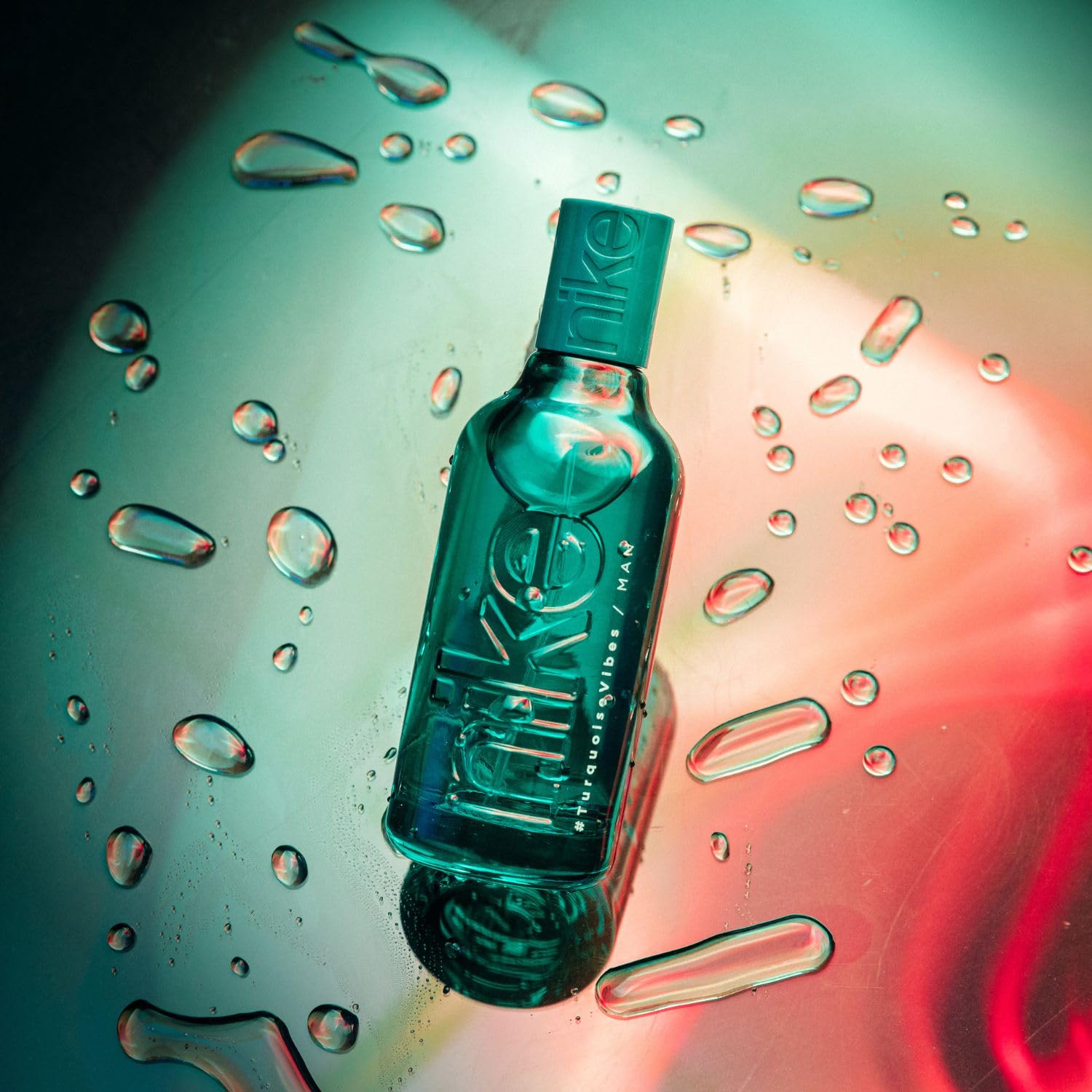 NIKE - Turquoise Vibes 150 ml, Eau de Cologne pour homme, Parfum en vaporisateur, Eau de Toilette naturelle et masculine, Parfum fruité et hespéridé, Fraîcheur et longue tenue