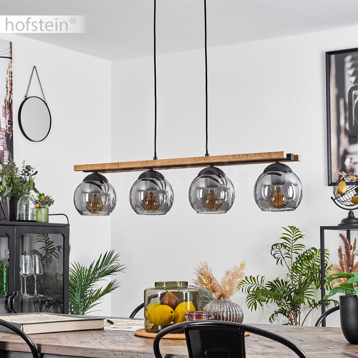 Pendelleuchte Podre, Hängelampe aus Metall/Holz/Glas in Schwarz/Natur/Rauchfarben, Hängeleuchte im Retro/Vintage-Design m. Glasschirmen (Ø 15cm), 4-flammig, Höhe max. 120cm, 4x E27, ohne Leuchtmittel
