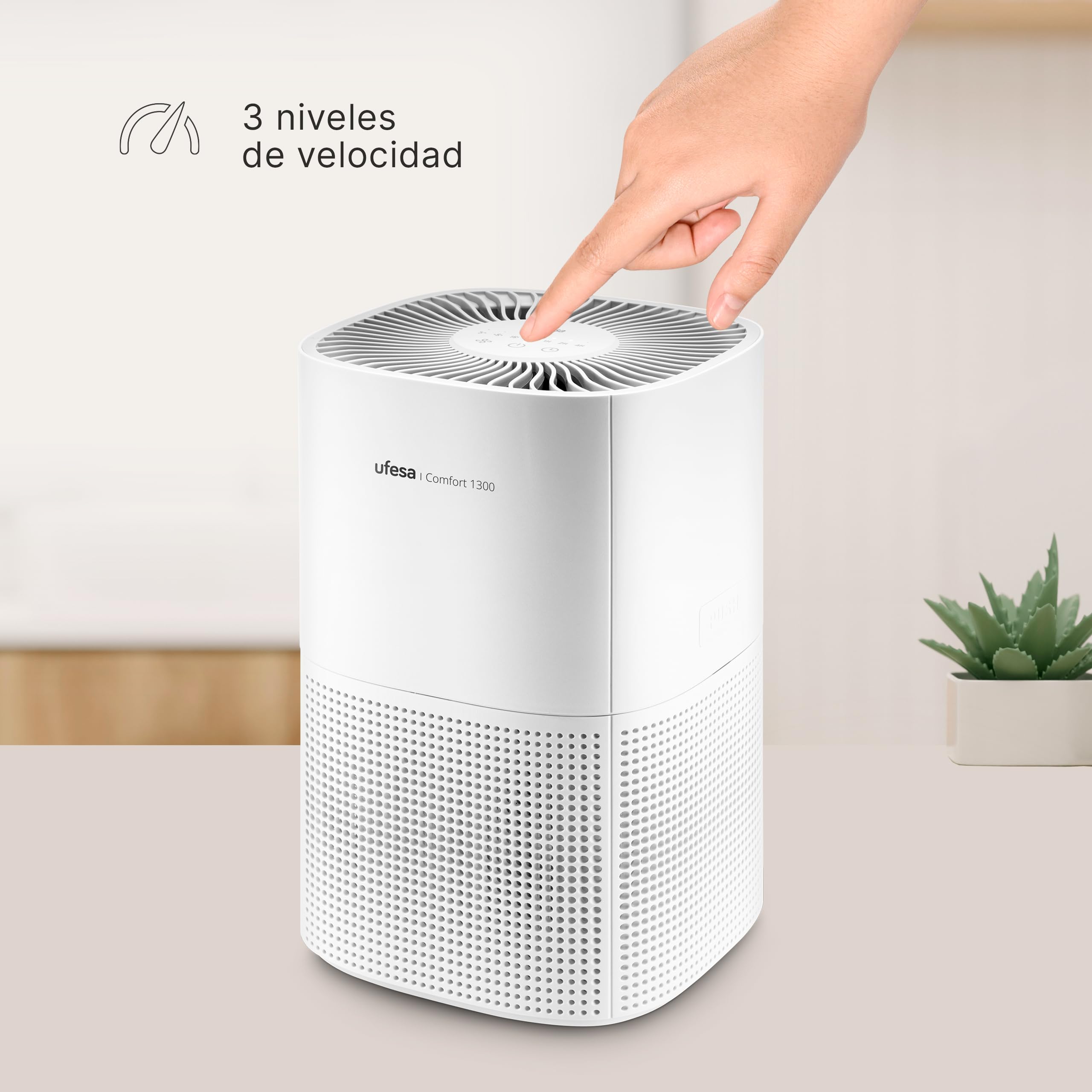 Ufesa Comfort 1300 oczyszczacz powietrza z filtrem HEPA, moc 15 W, szybkość oczyszczania powietrza CADR 130 m³/h, zasięg do 55 m², 3 prędkości, cichy ≤55 dB, biały