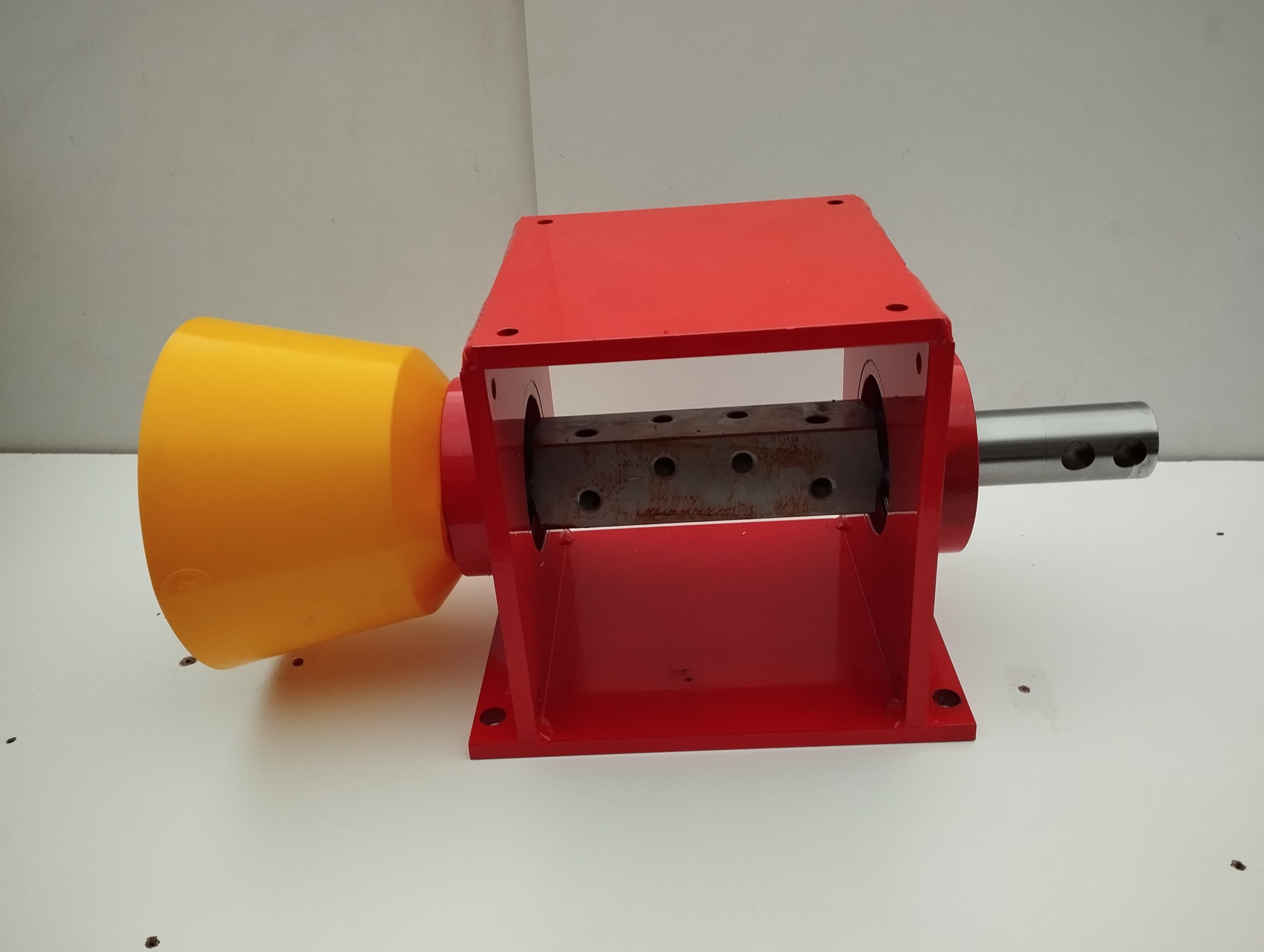 Broyeur avec 4 lames Broyeur à bois Broyeur de bois Broyeur de bois Tracteur ou entraînement par courroie trapézoïdale Kit complet avec cône de forage de 100 mm et poulie de 250 mm