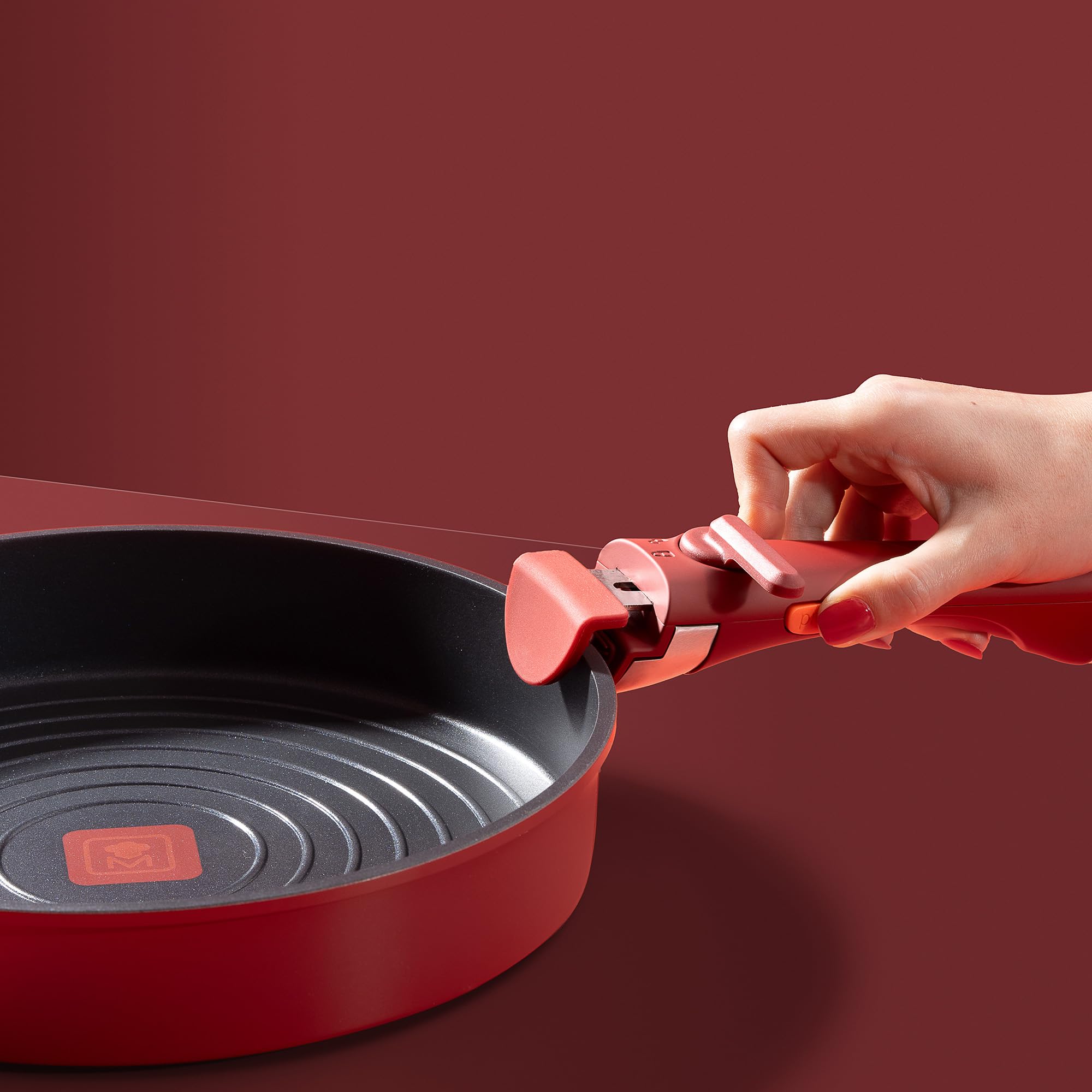 MasterPRO SHARE & PLAY | Juego de Utensilios de Cocina Apilables de 10 piezas | Mango Desmontable | Ahorra espacio | Fundición de Aluminio | Recubrimiento Antiadherente ILAG Ultimate | Regalo Ideal