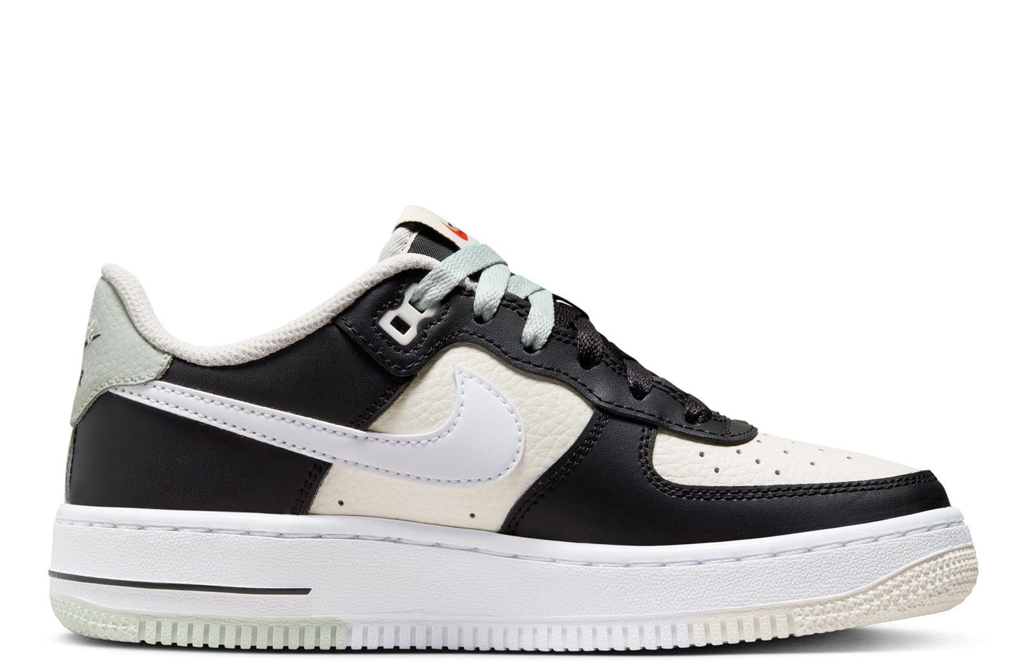 Nike Big Kid's Air Force 1 LV8 1 Black/Light Silver-Phantom (FB9035 002) - 4.5