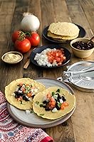 Vista 5 de Bob's Red Mill Harina de maíz orgánica Masa Harina, 24 onzas (paquete de 2)