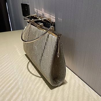 Salvatore Ferragamo ブラック パーティーバッグ Salvatore Ferragamo ブラックパーティーバッグ Salvatore