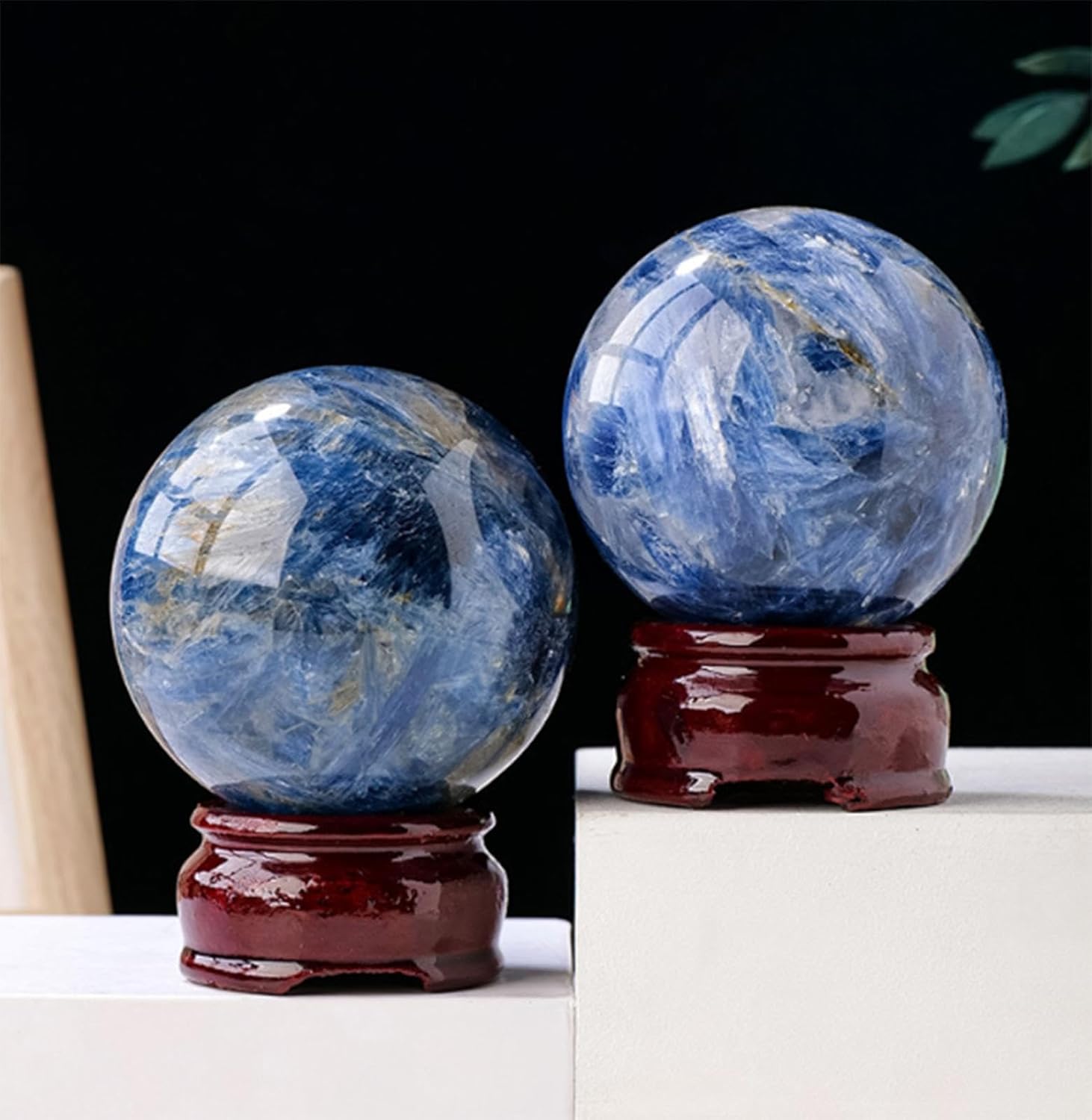 Kyanite Crystal Ball Blue Crystal Sphere Crystal Gemstone Sphere Polishing Divination Balls for Home Decor, Divination, Magic,4.5-5cm