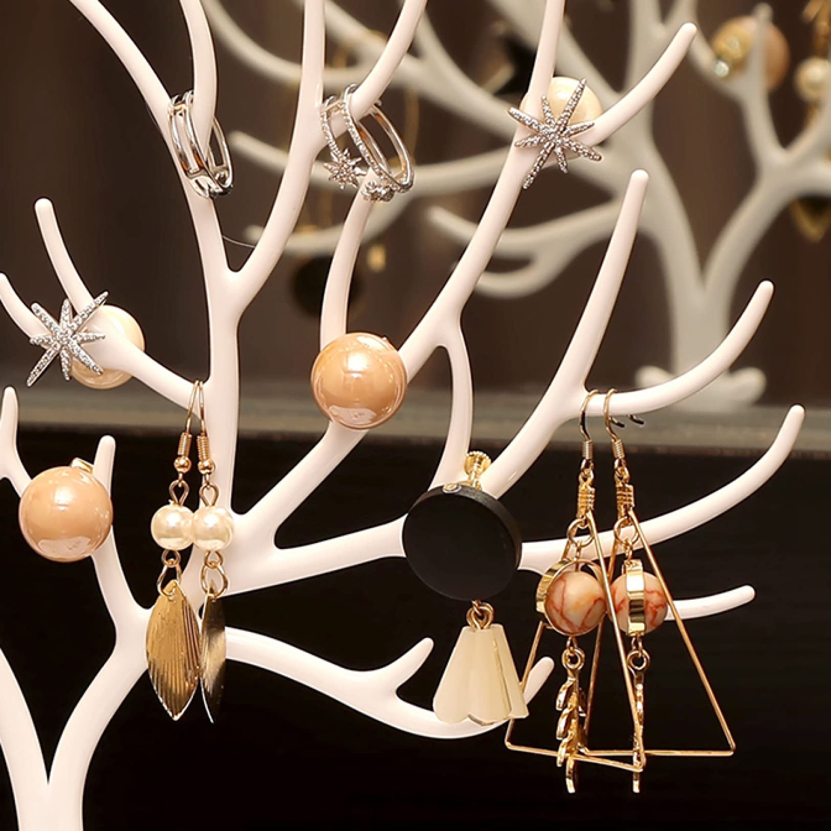 Amazon｜アクセサリースタンド アクセサリー収納 白 鹿 ピアス