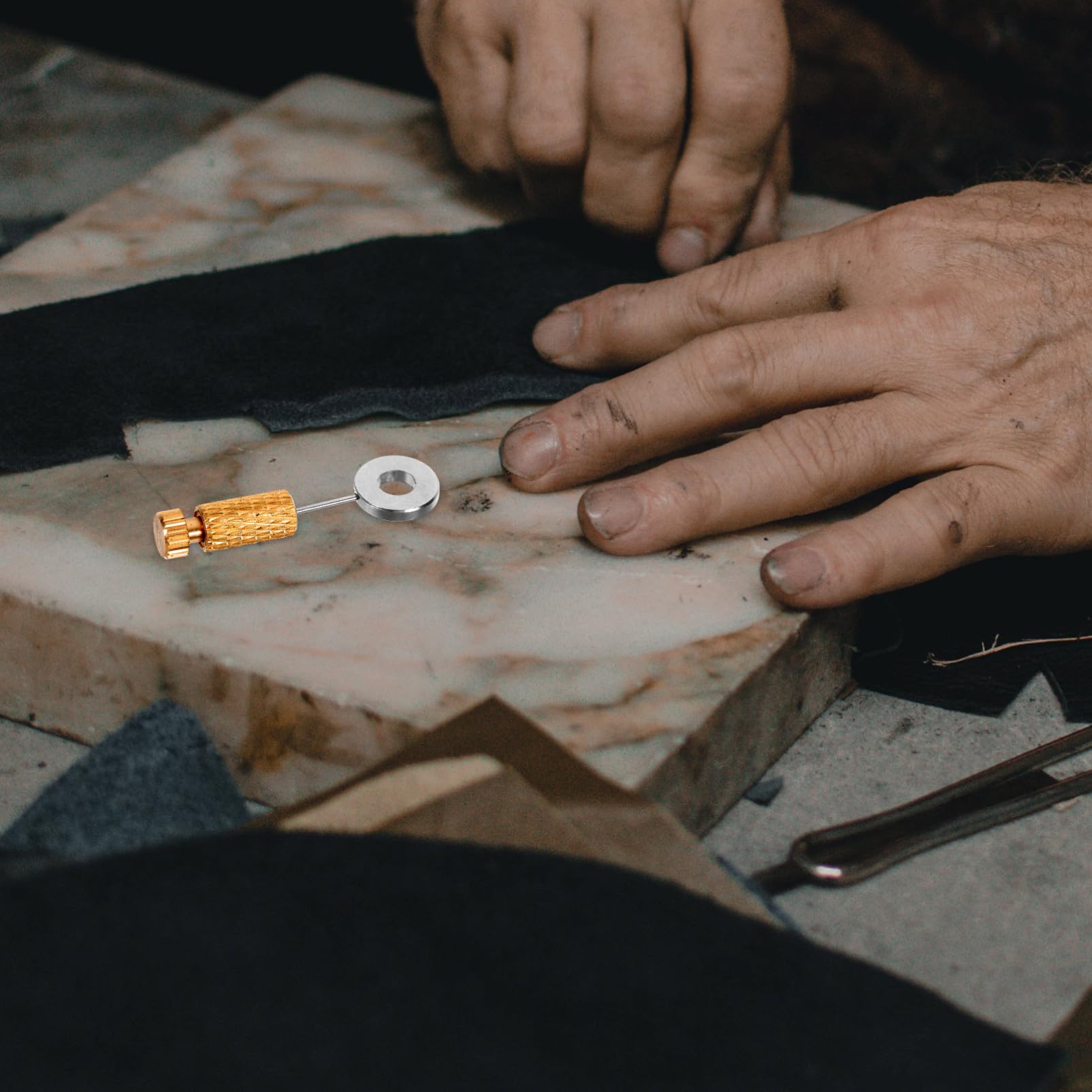 SHINEOFI 32 Teiliges Leder-nähnadeln aus Messing und Edelstahl Präzise Positioniernadeln für Quilten und Handnähen Langlebige Fixiernadeln für DIY Lederarbeiten Verschiedene