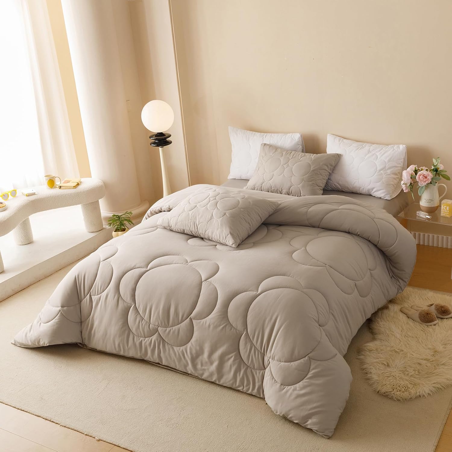karever Khaki Flower Comforter King Light Champagne Sunflower Print Bed King Comforter 3 PCs Light Champagne Floral Comforter for Women Girls Bedroom Decor All Season Hotel Quality Comforter Set