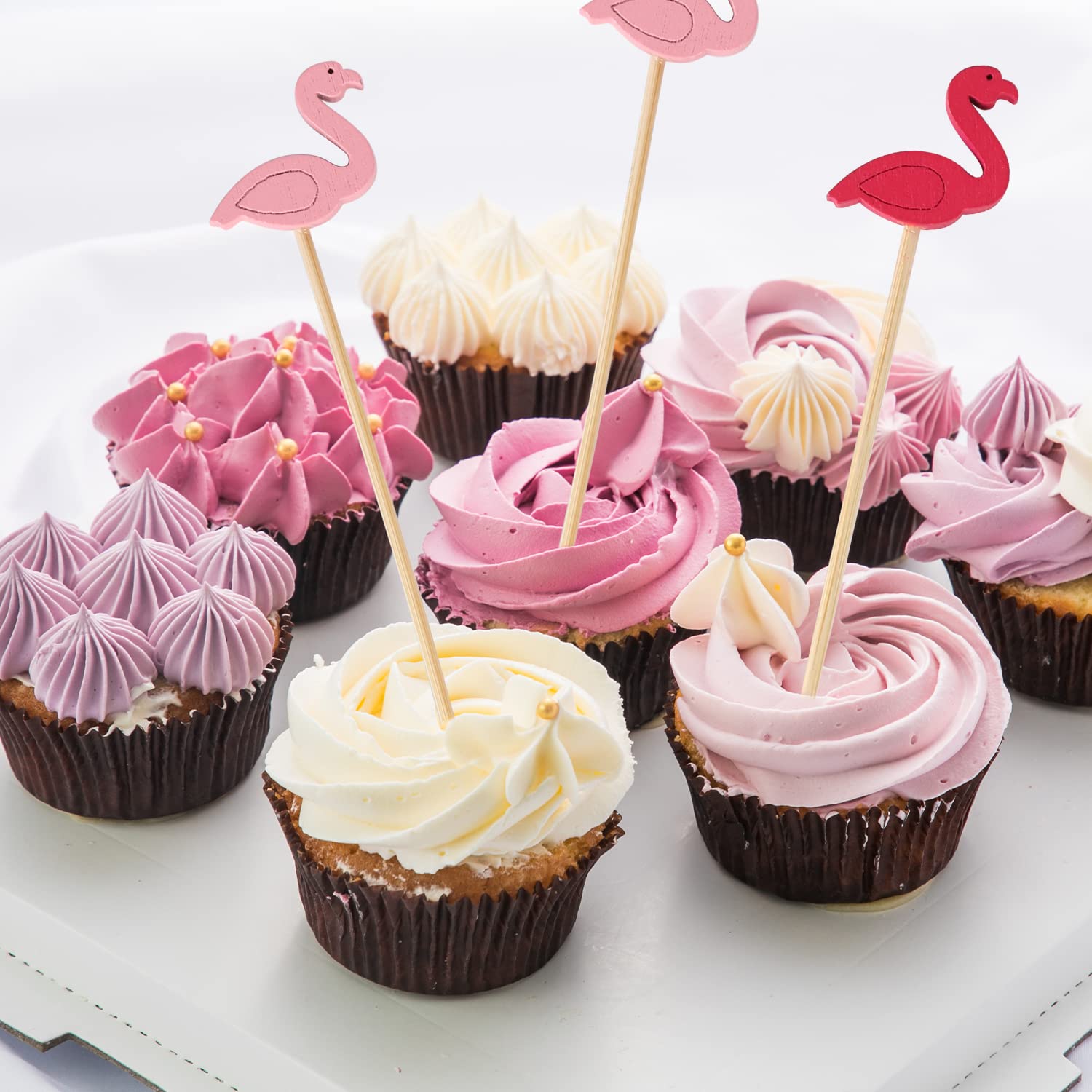 Flamingo Cocktail Picks, Set Of 200 | 4.7" Pink Bamboo Skewers For Drinks, Appetizers & Party Decor