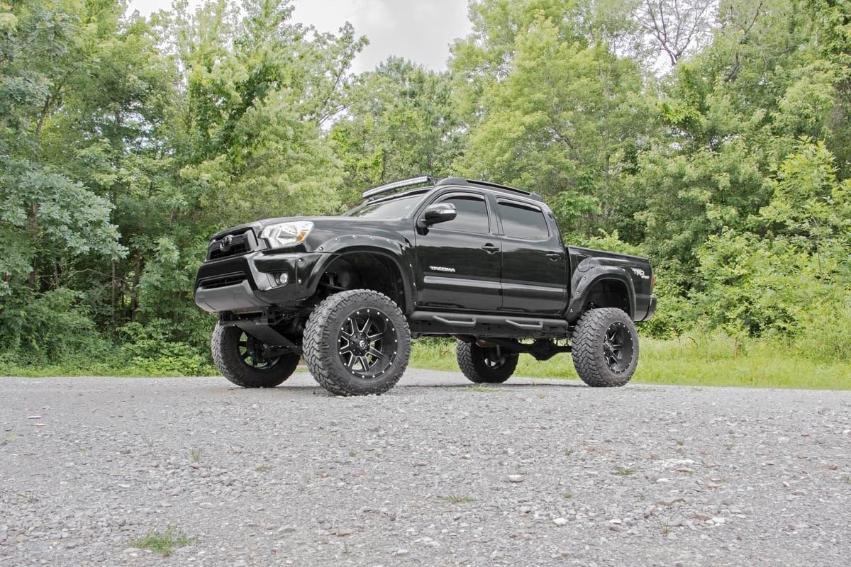 Rough Country 6” Suspension Lift Kit with N3 Struts & N3 Rear Shocks for Toyota Tacoma (2005–2015) - Balanced Suspension System for Road Comfort & Trail Readiness