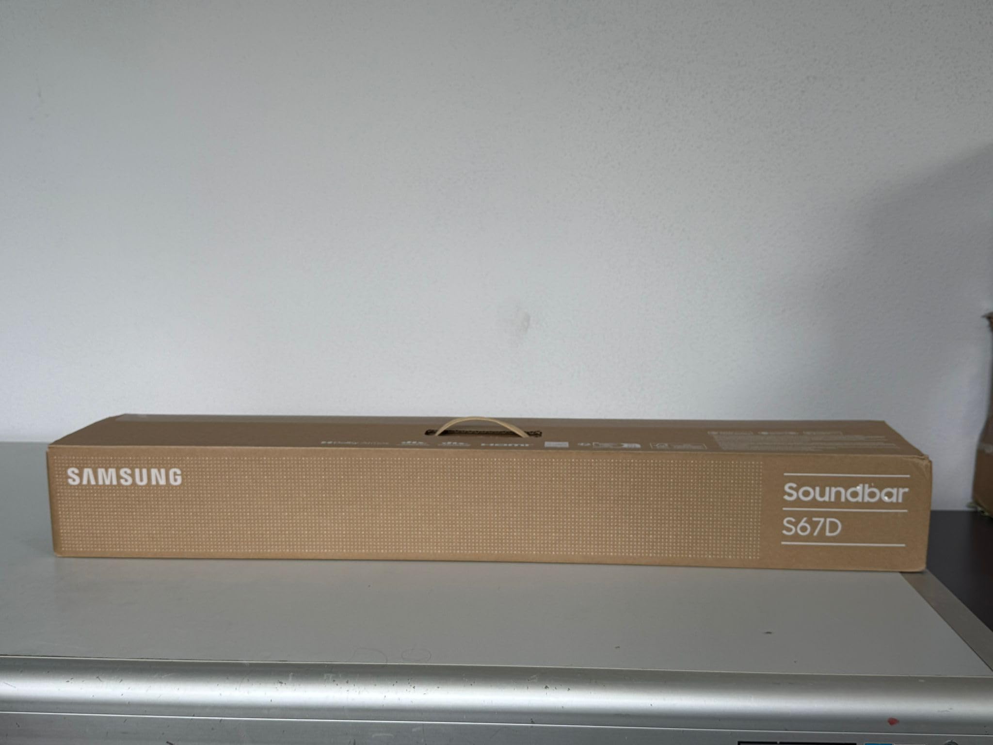 Samsung HW-S67GD Barra de Sonido Todo en uno de 3.1 Canales para televisores, Altavoz Bluetooth con Dolby Atmos inalámbrico/DTS Virtual:X, Q-Symphony, Adaptive Soun... [versión Alemana]