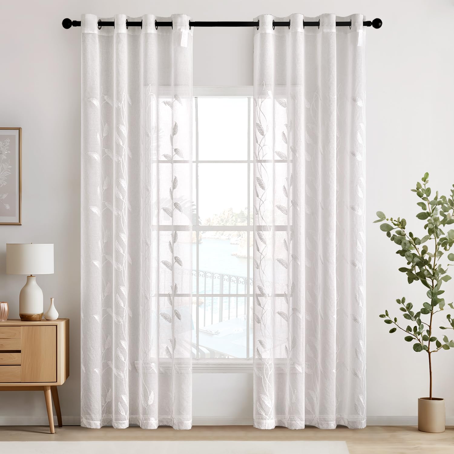 EMEMA Cortina de Voile para Sala de Estar con Ojetes Patrón de Hojas Transparentes y Bordado Bonito, Juego de 2 Cortinas Modernas para Dormitorio, H 160 x B 140 cm, Hojas Blancas.