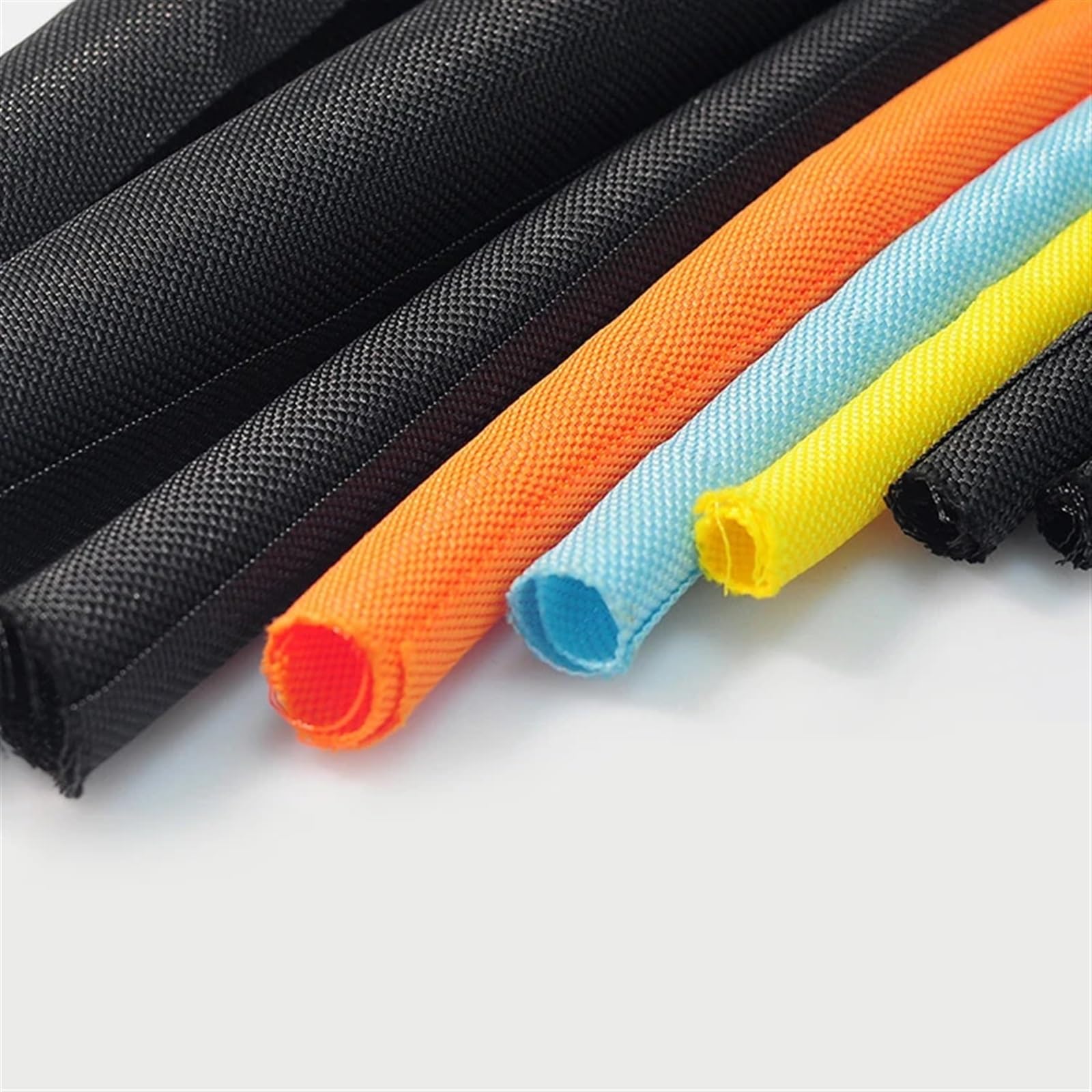 Kabelkanal 1 Meter/5 Meter selbstschließende, erweiterbare, geflochtene PET-Hülse, selbstschließend, Flexible, isolierte Schlauchleitung, Drahtwickel, schützt das Kabelsockenrohr(Green,38mm,5 Meters)