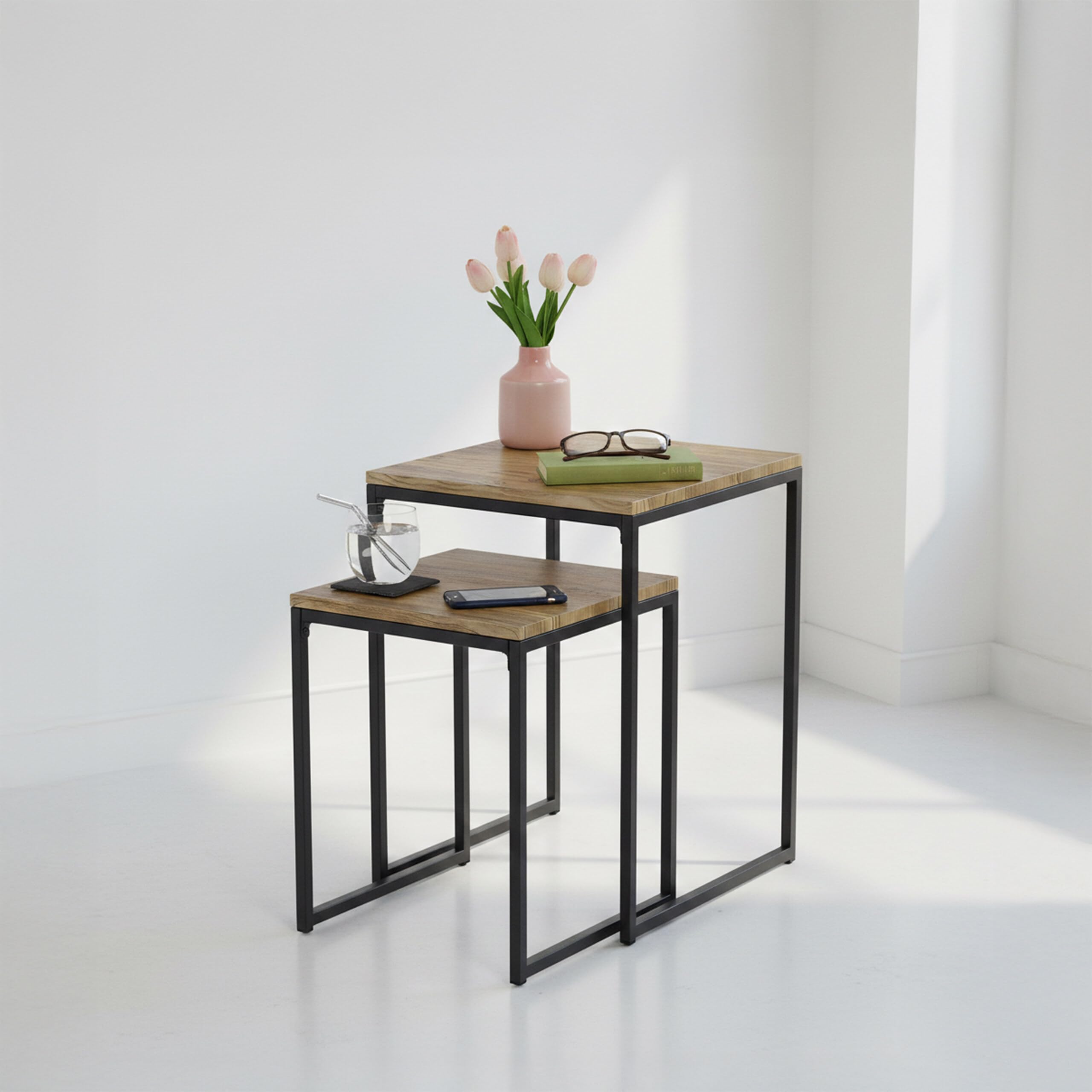 Relaxdays Set Tavolini da Salotto da 2, ad Incastro, Design Industriale, Impilabili, Moderni, Ferro, Effetto Legno/Nero