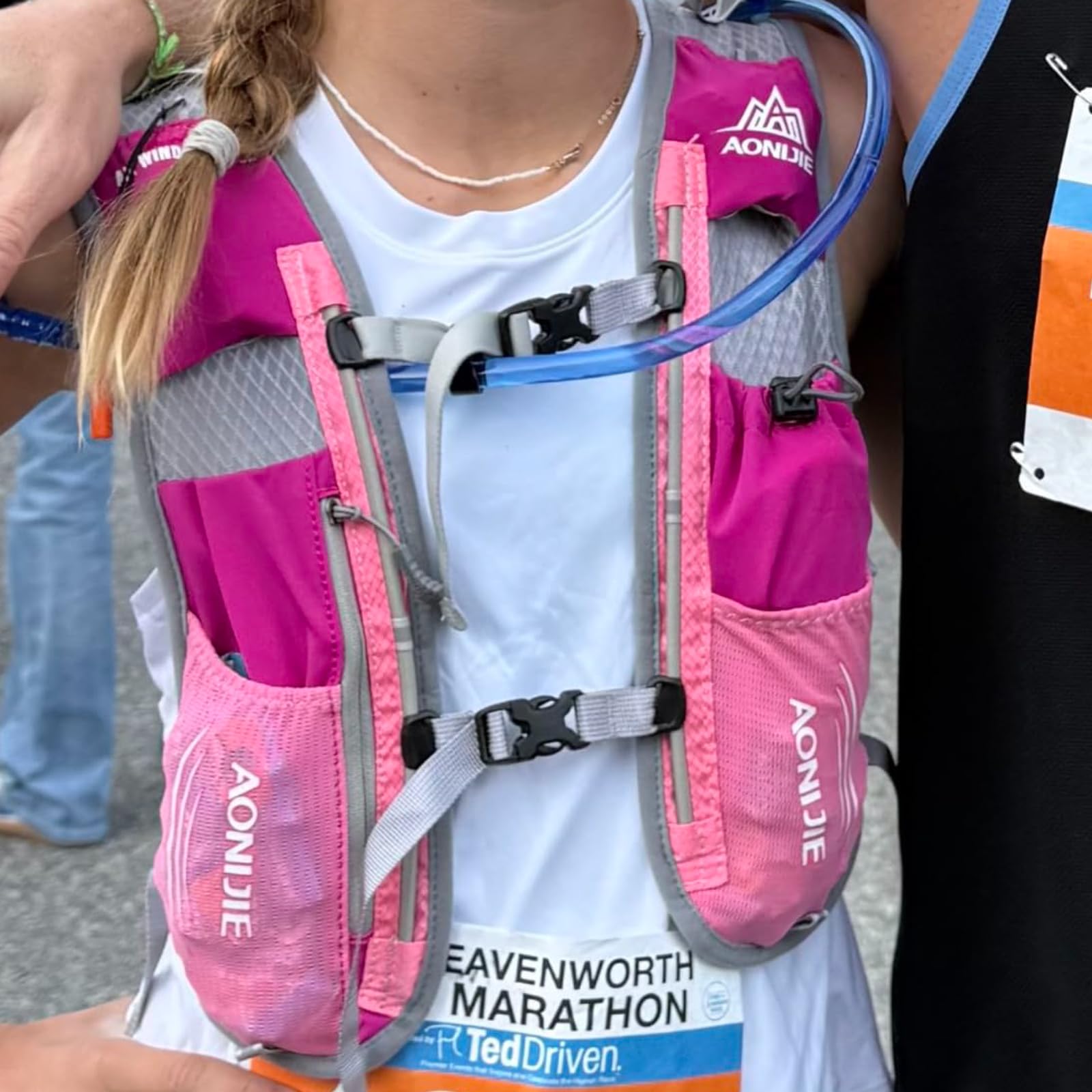 TRIWONDER Sac à Dos Hydratation Running 5L Gilet de Course à Pied pour Homme Femme Marathoner Trail Randonnée Cyclisme