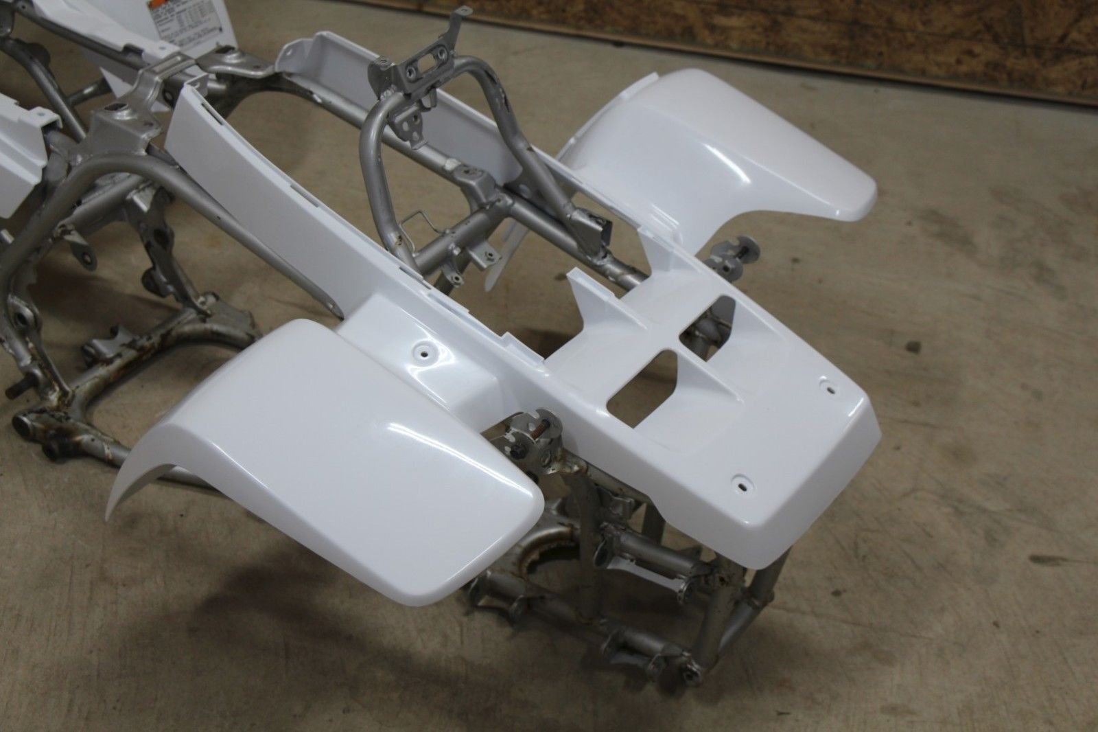 Buy New Factory Oem 19872006 Yamaha Banshee Fenders Plastic Body White